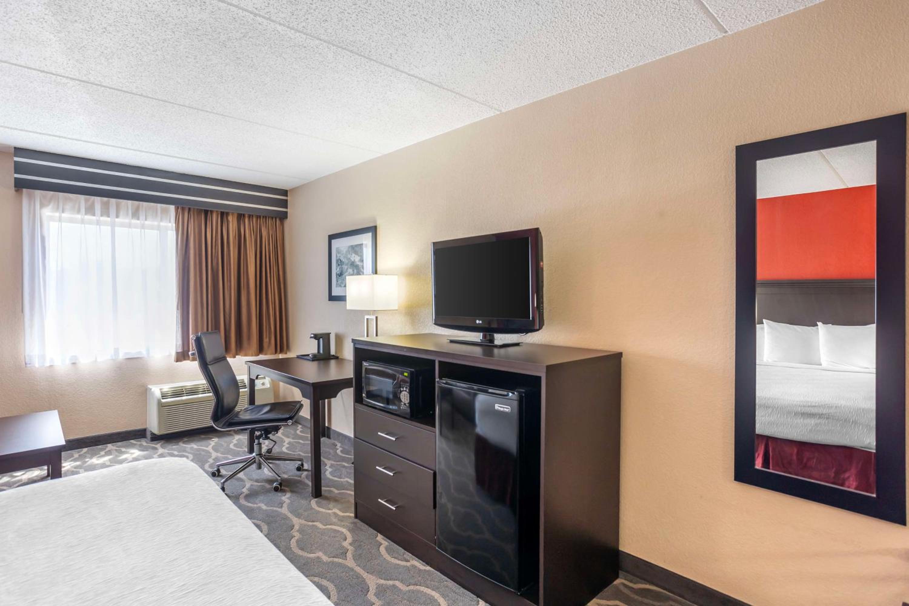 Best Western Inn at Blakeslee-Pocono - Property Image 43