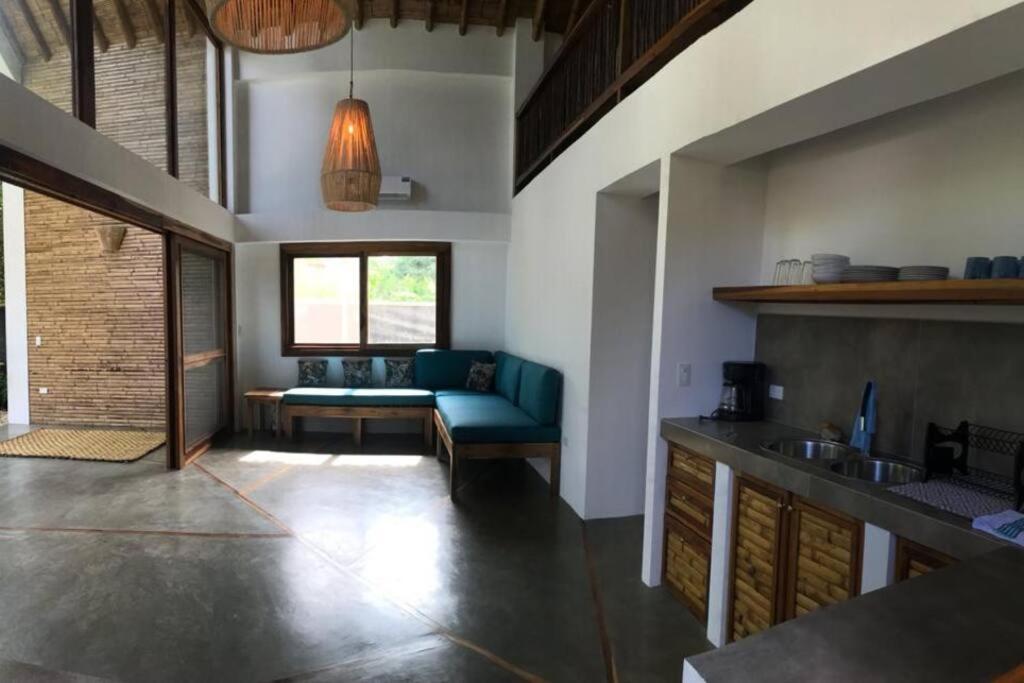 Casa Flora Ayampe