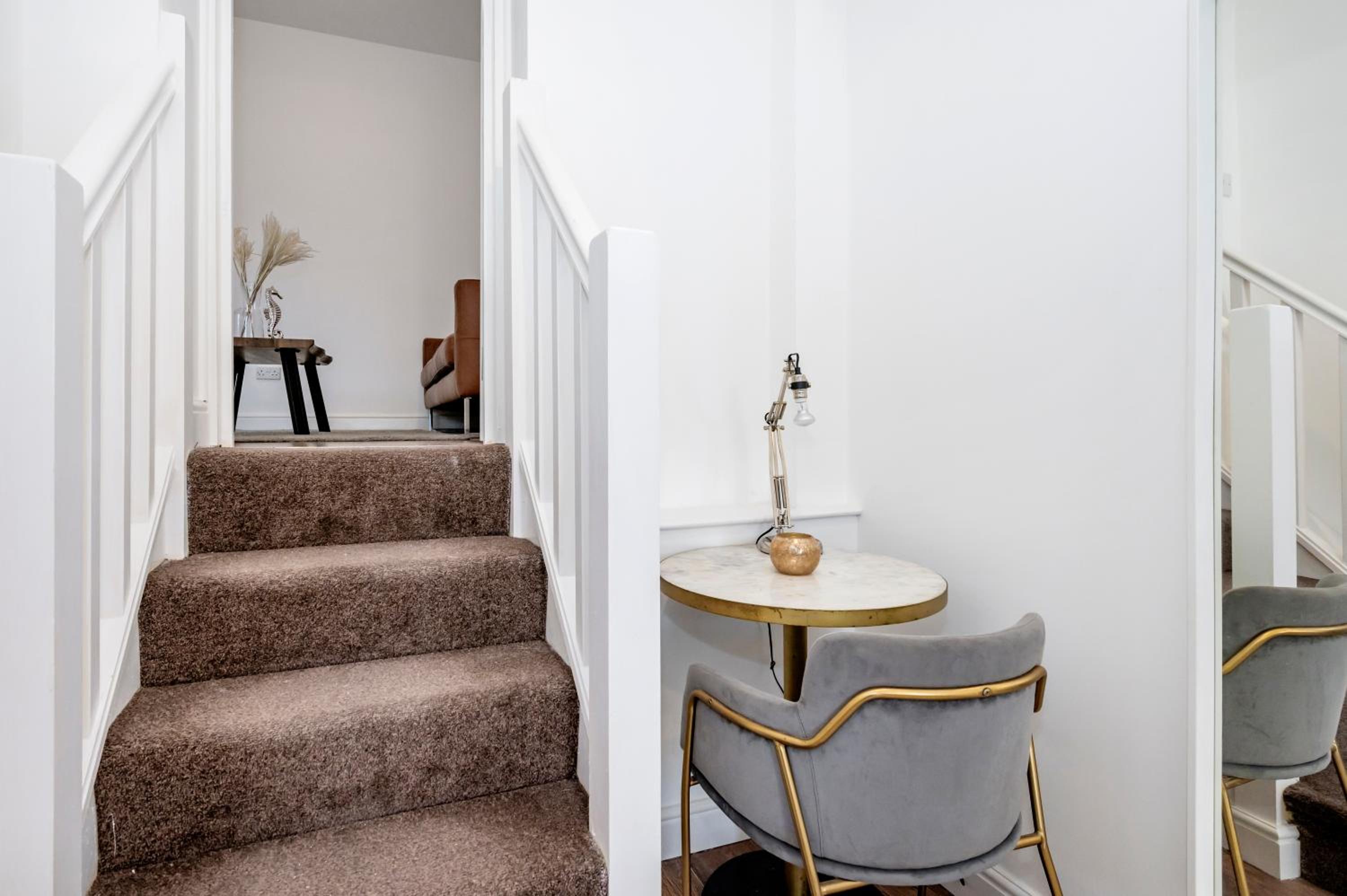 Beautiful Flat Near the Center 11 min by tube