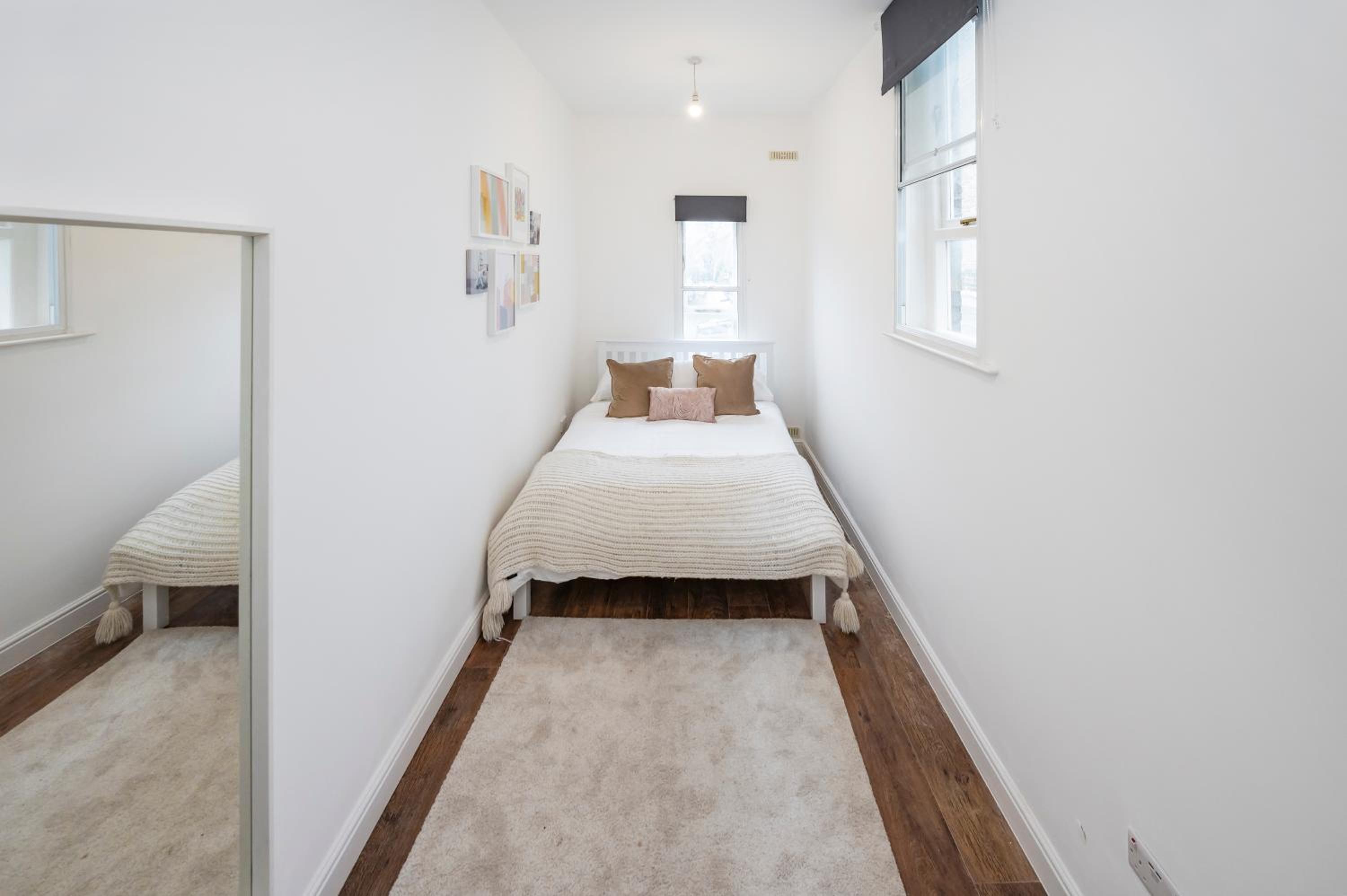 Beautiful Flat Near the Center 11 min by tube