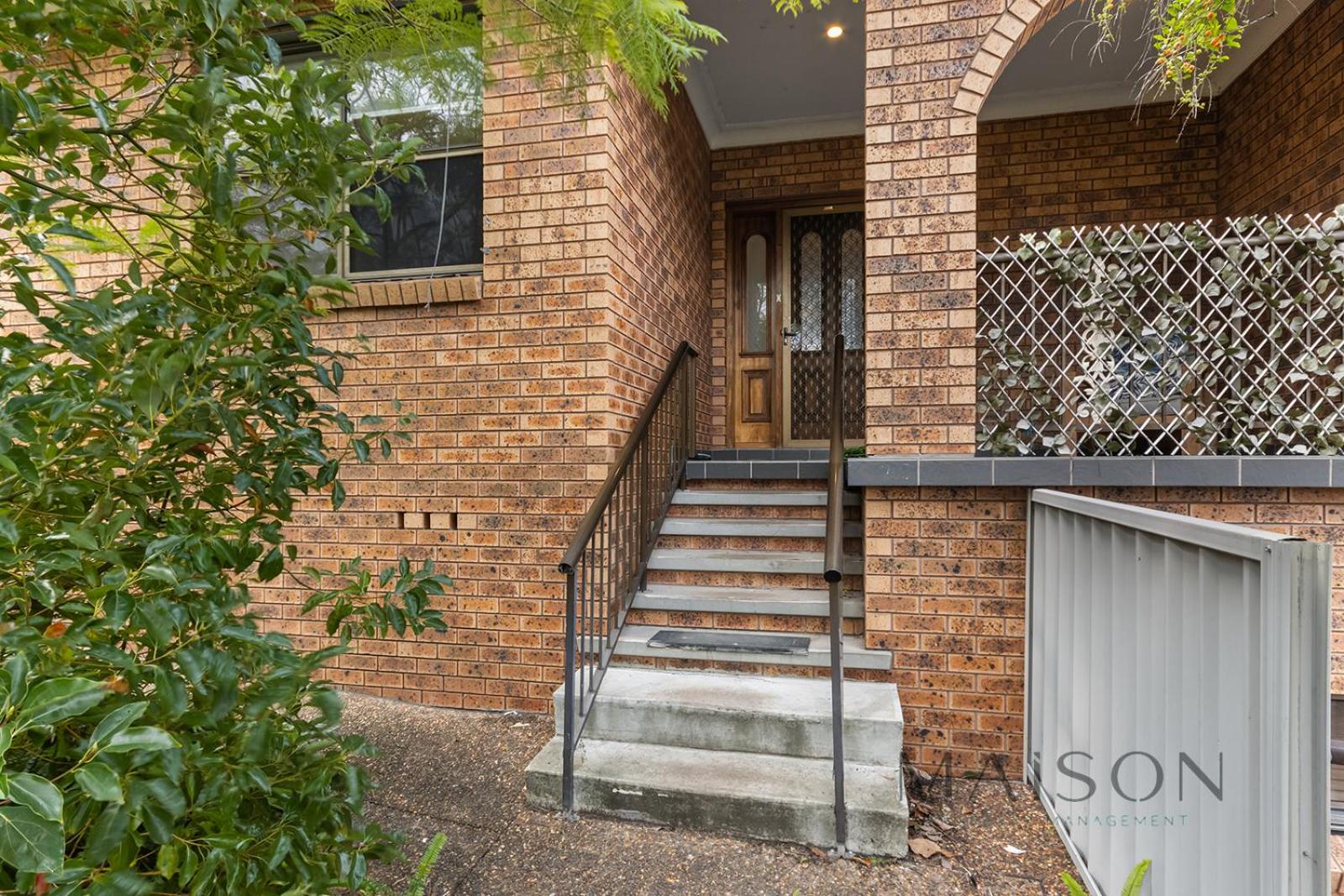 Home in Waratah