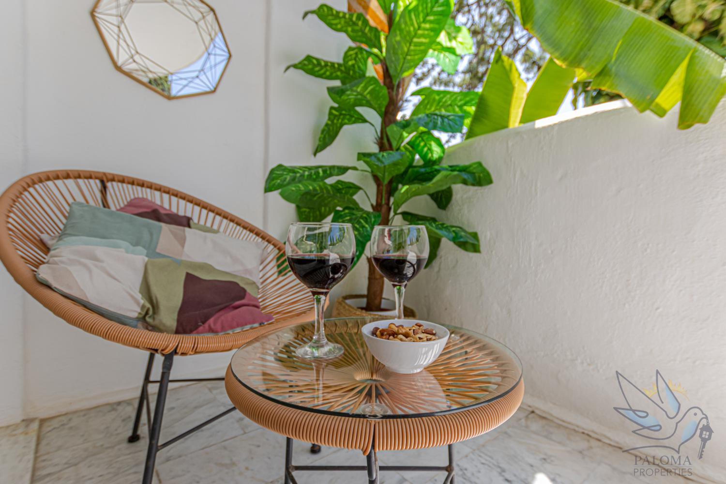 Benalgolf Lovely apartment in Benalmádena with Sea Views, Excellent WIFI connection, private Backyard with BBQ