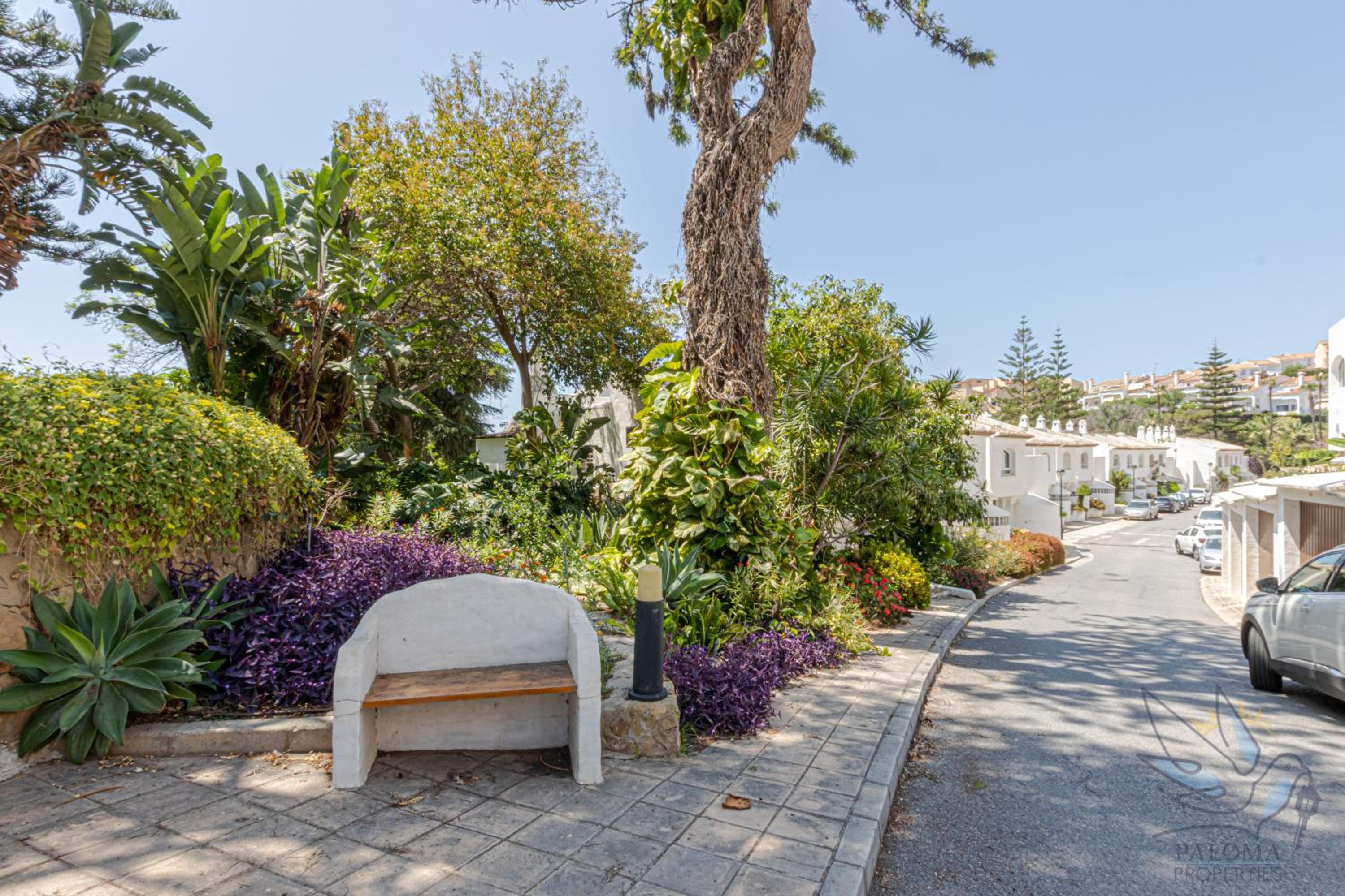 Benalgolf Lovely apartment in Benalmádena with Sea Views, Excellent WIFI connection, private Backyard with BBQ