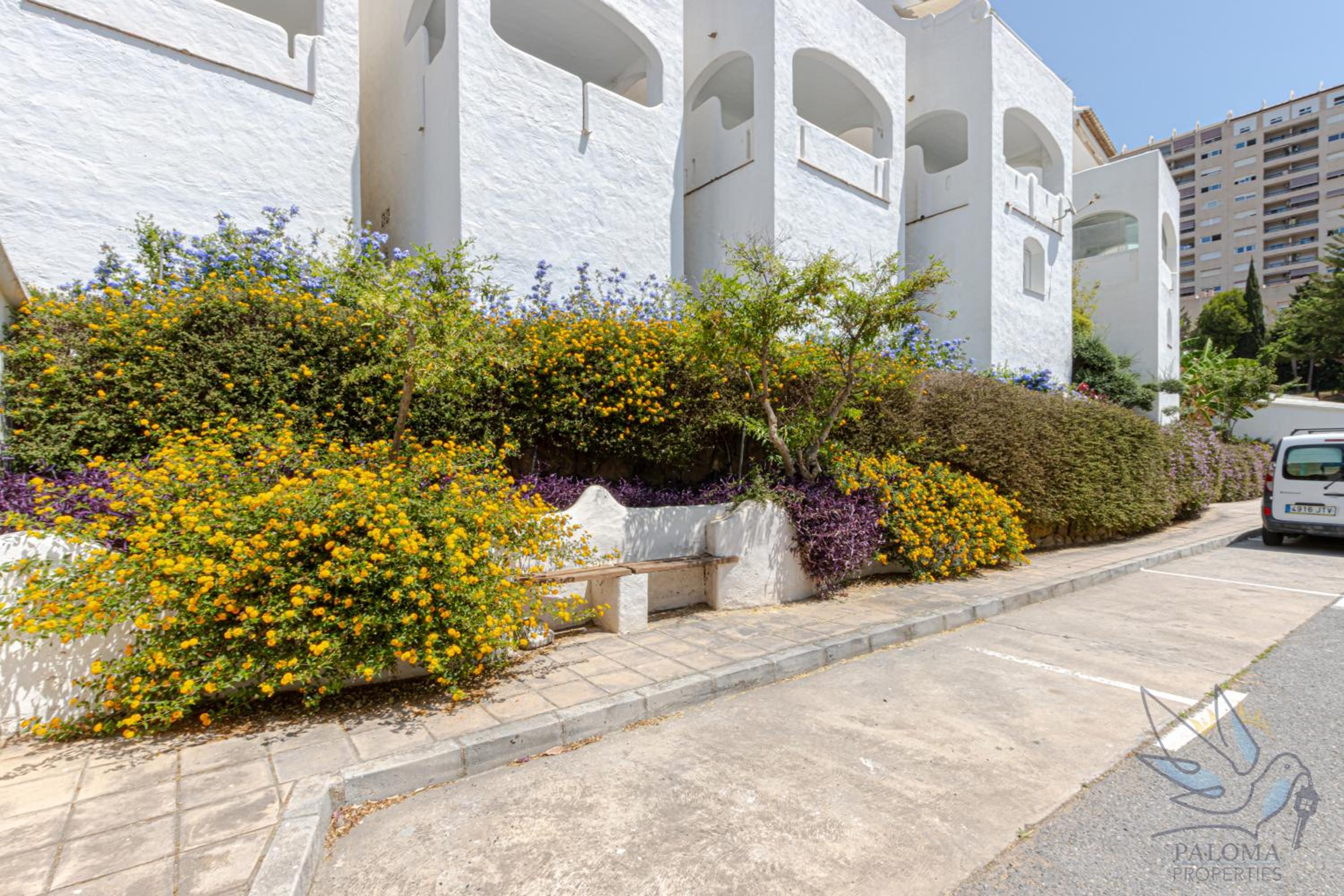 Benalgolf Lovely apartment in Benalmádena with Sea Views, Excellent WIFI connection, private Backyard with BBQ