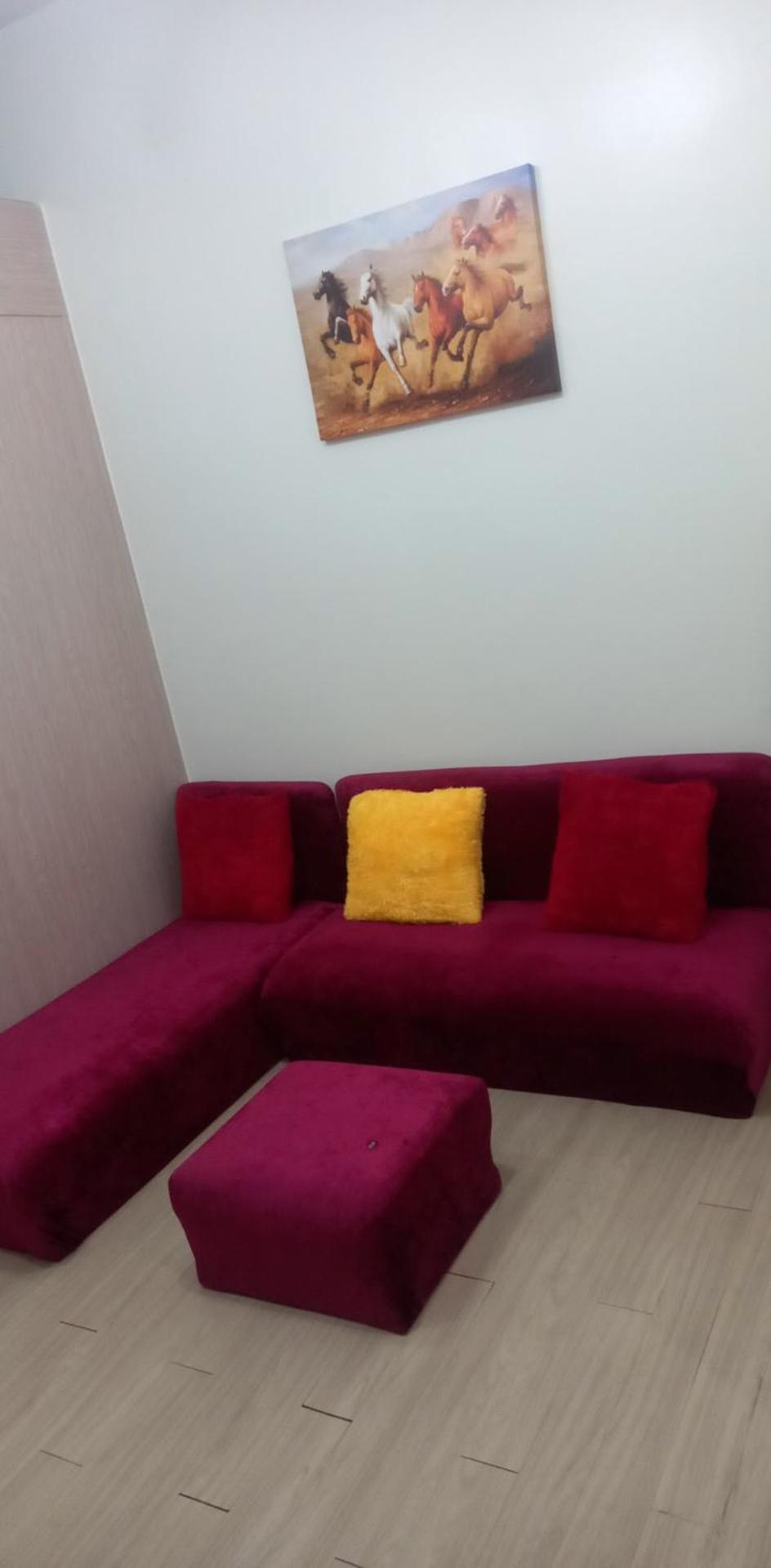 Comfy 1 Bedroom with Netflix & Free Wifi - Trees Residences Condominium