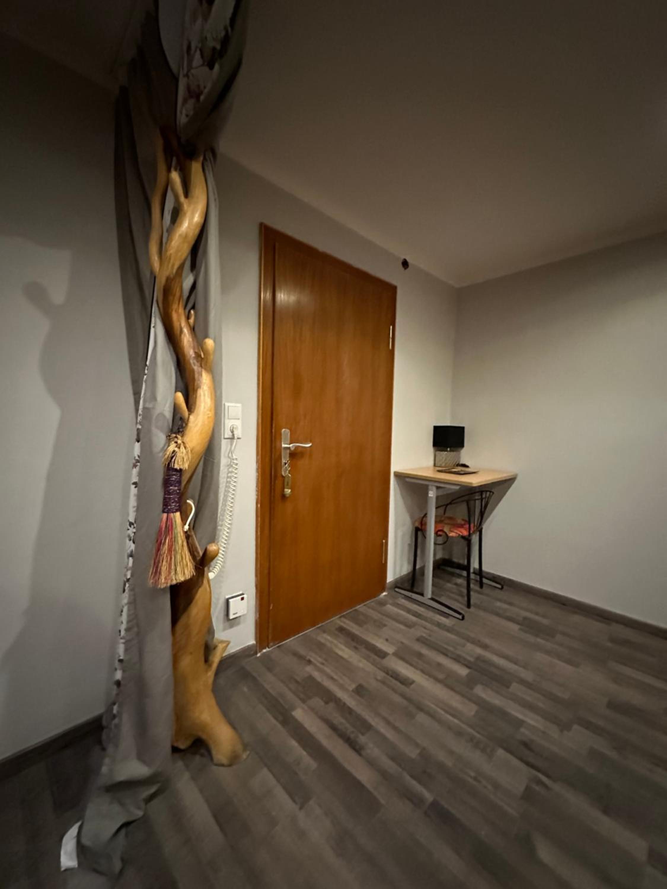 Ferien & Monteur Wohnung 1 - Little Afrika Extensive 5 Zimmer Wohnung