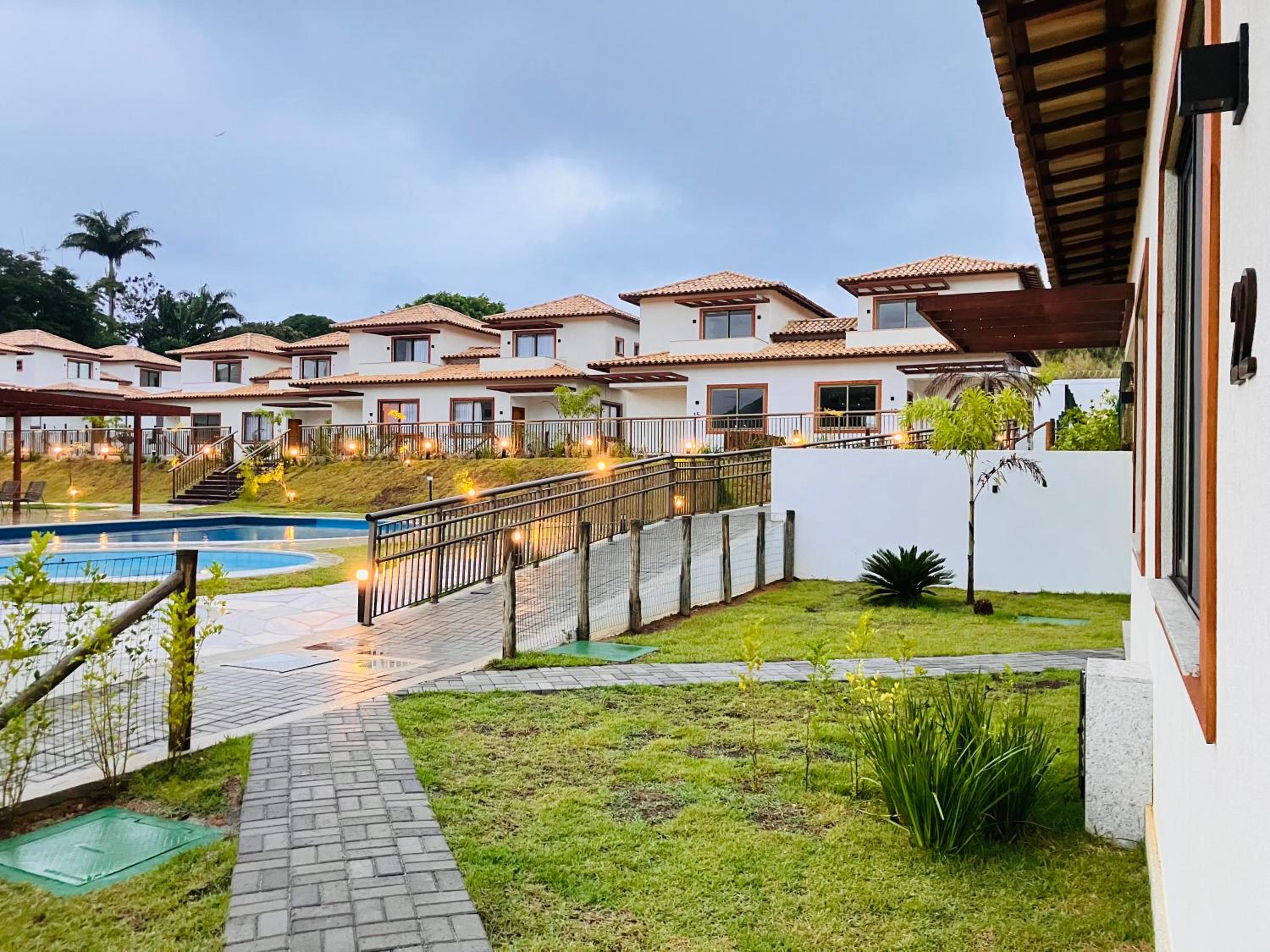 CASA CORIANA, 4 quartos em Manguinhos entre Geribá e Porto da Barra
