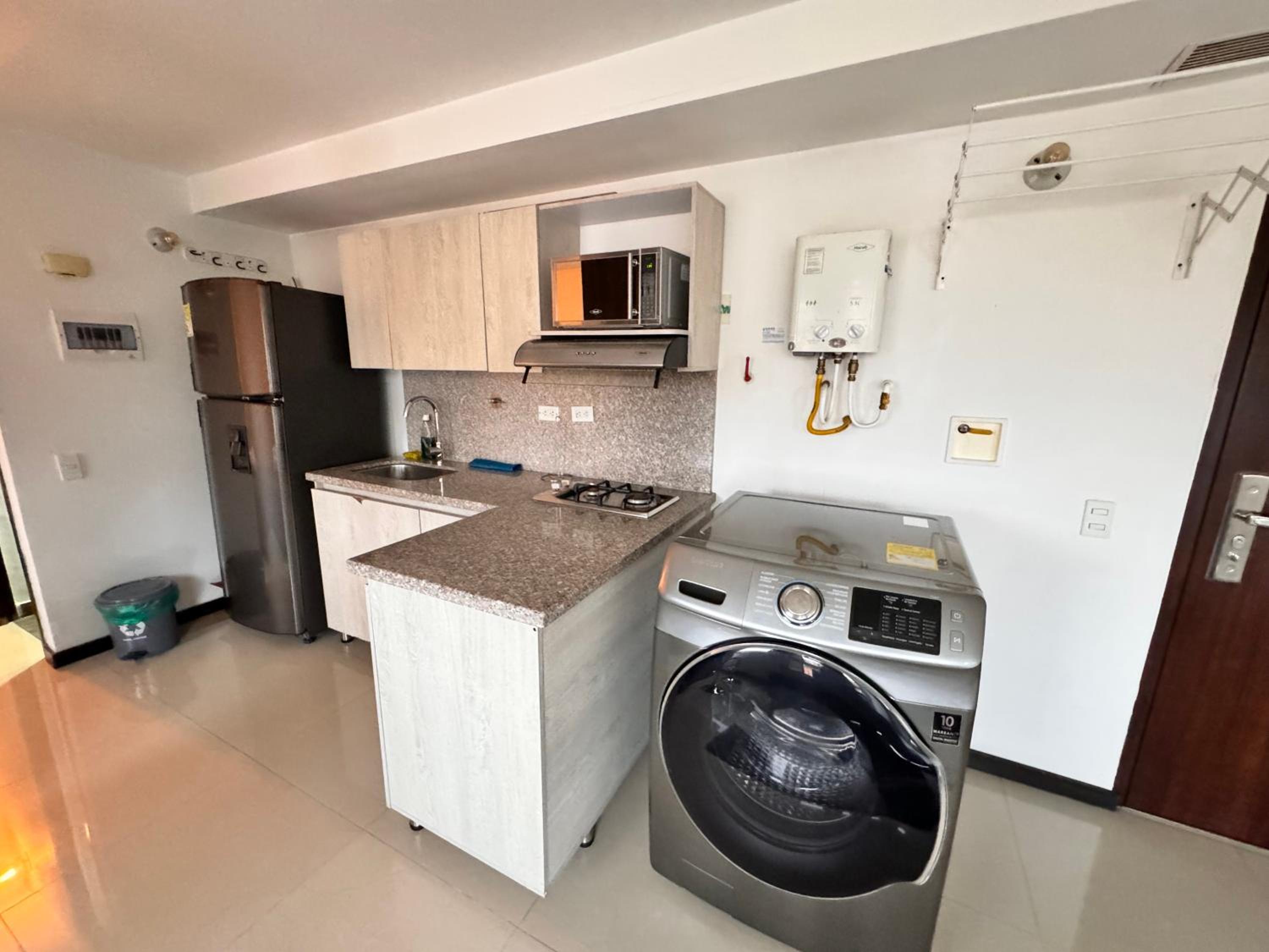 2104 Apartamento Poblado en la zona rosa de medellín