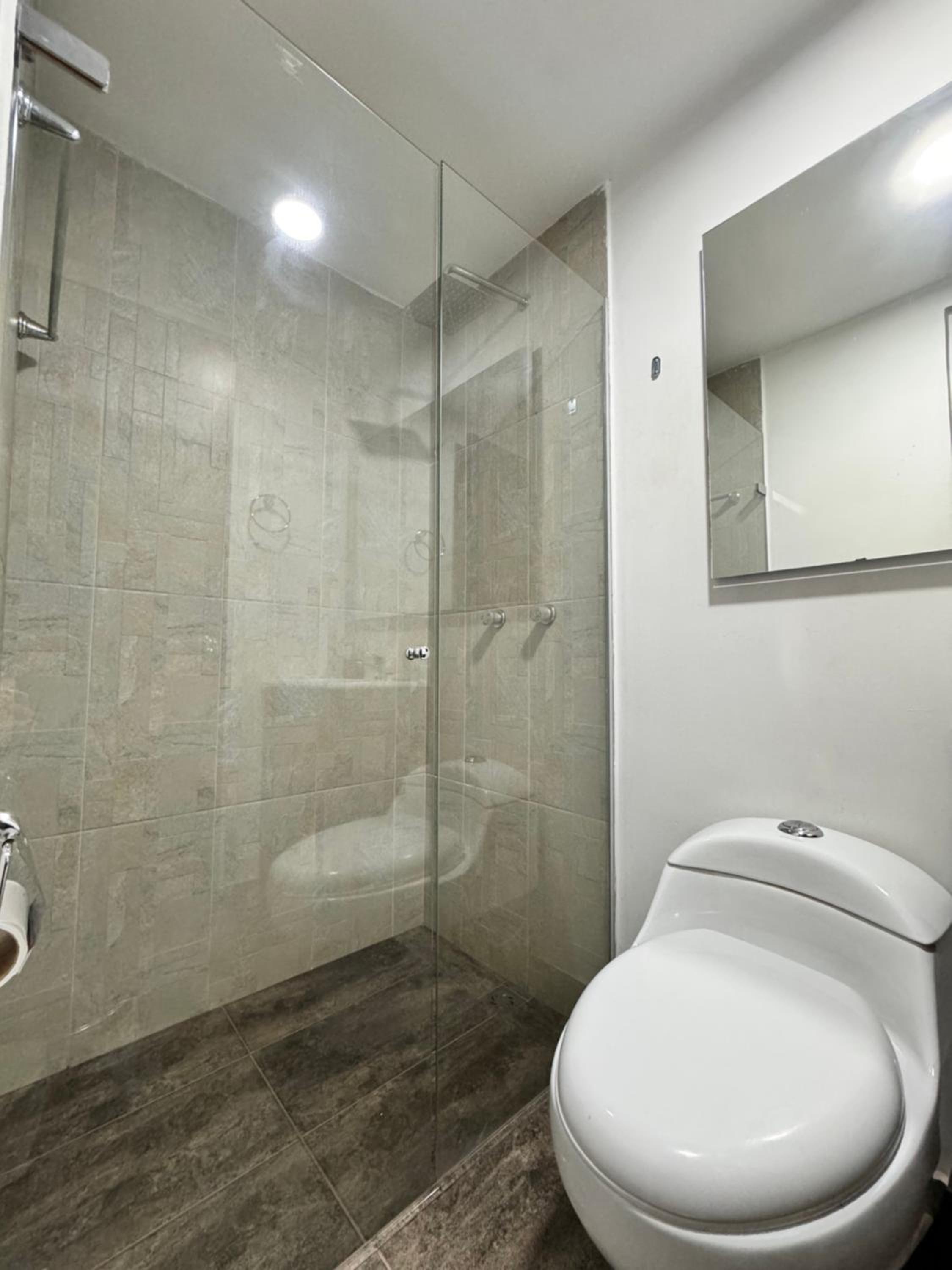 2104 Apartamento Poblado en la zona rosa de medellín