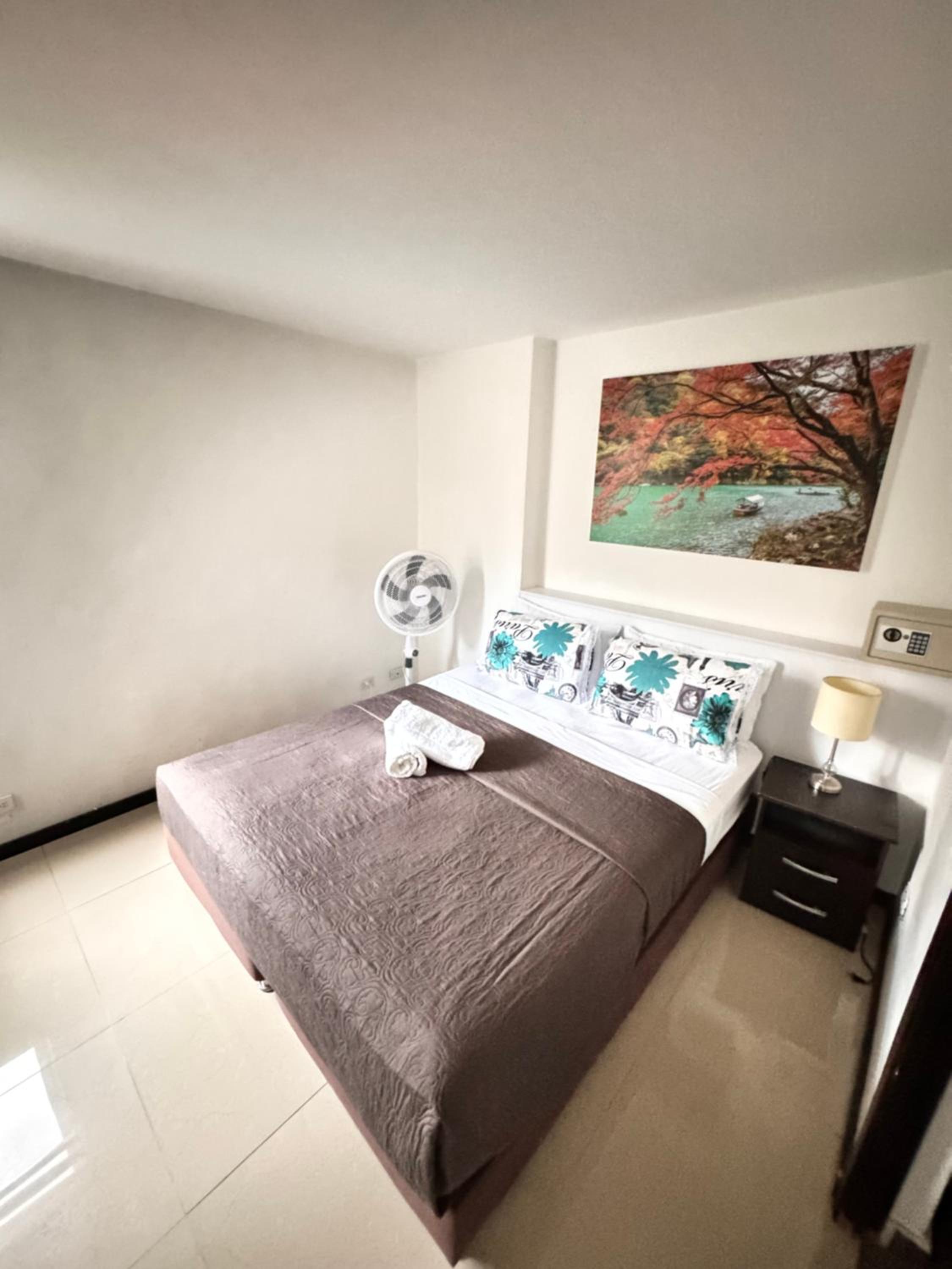 2104 Apartamento Poblado en la zona rosa de medellín
