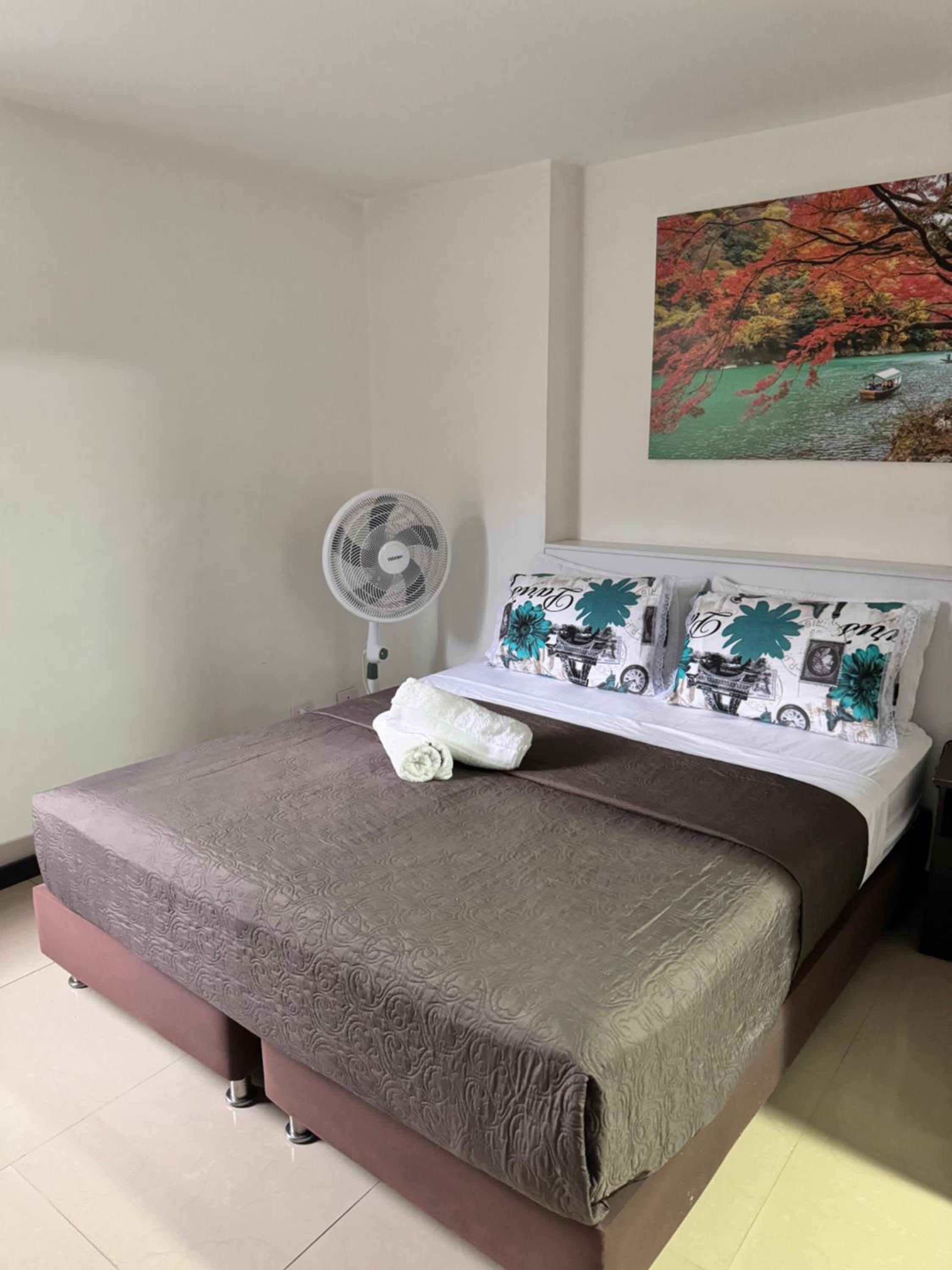 2104 Apartamento Poblado en la zona rosa de medellín