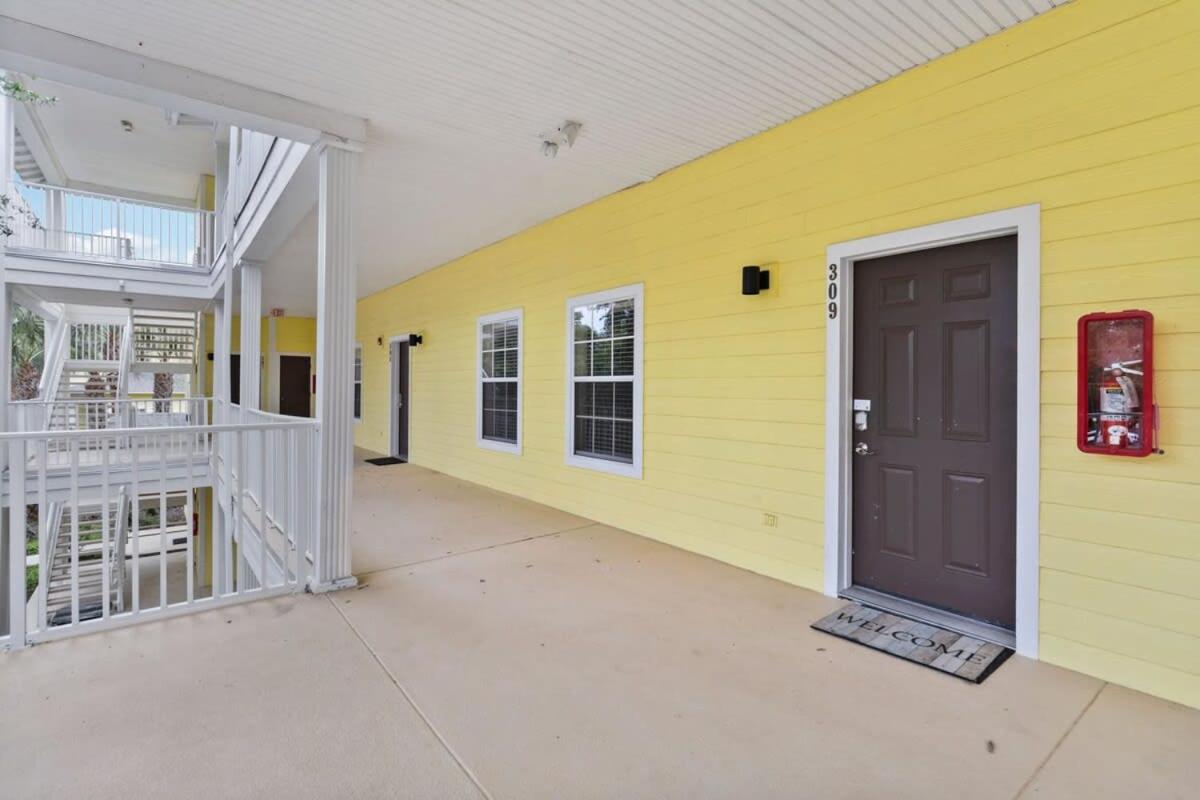 3BR condo with many upgrades and Minion room view 2