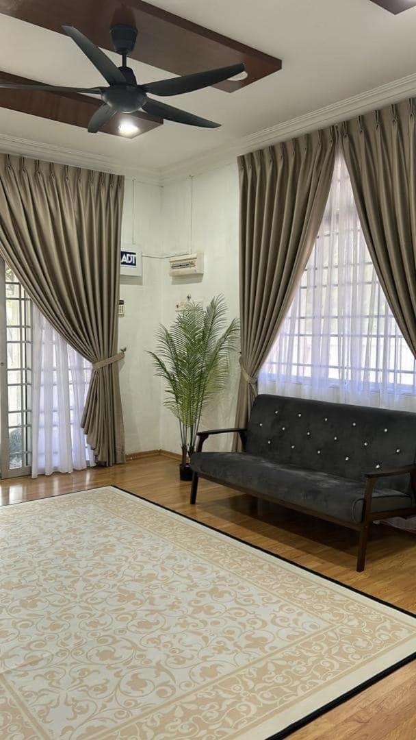 Alora Homestay