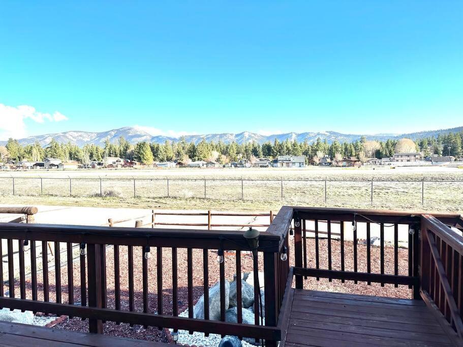 Hot Tub And Game Room With King Bed view 4
