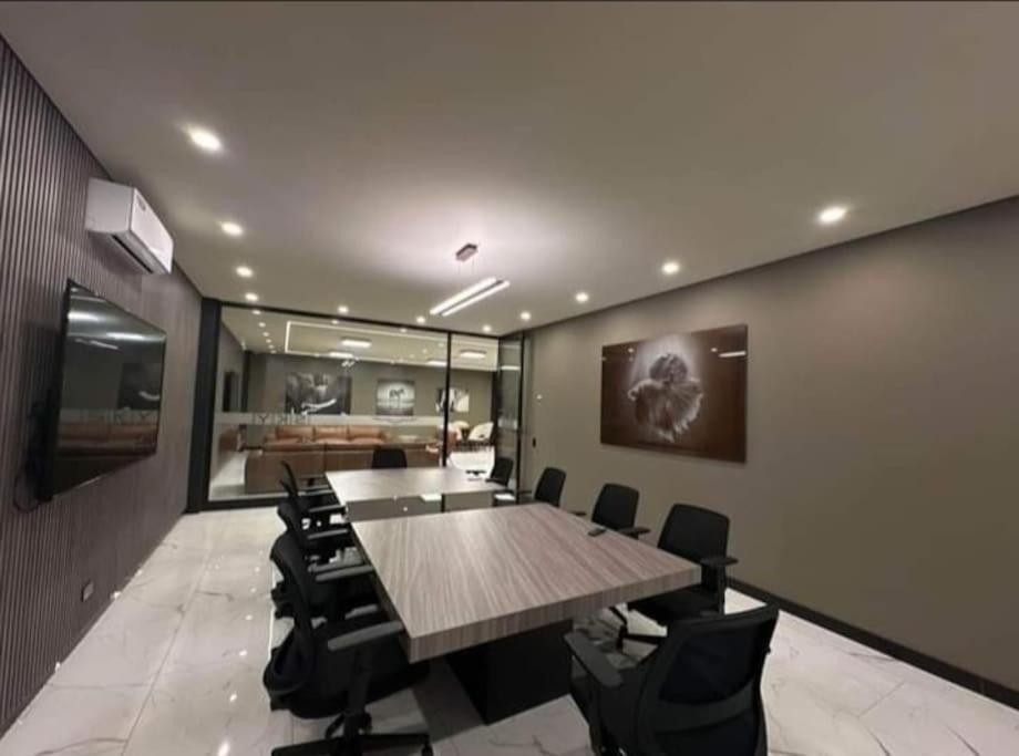 meeting & event spaces