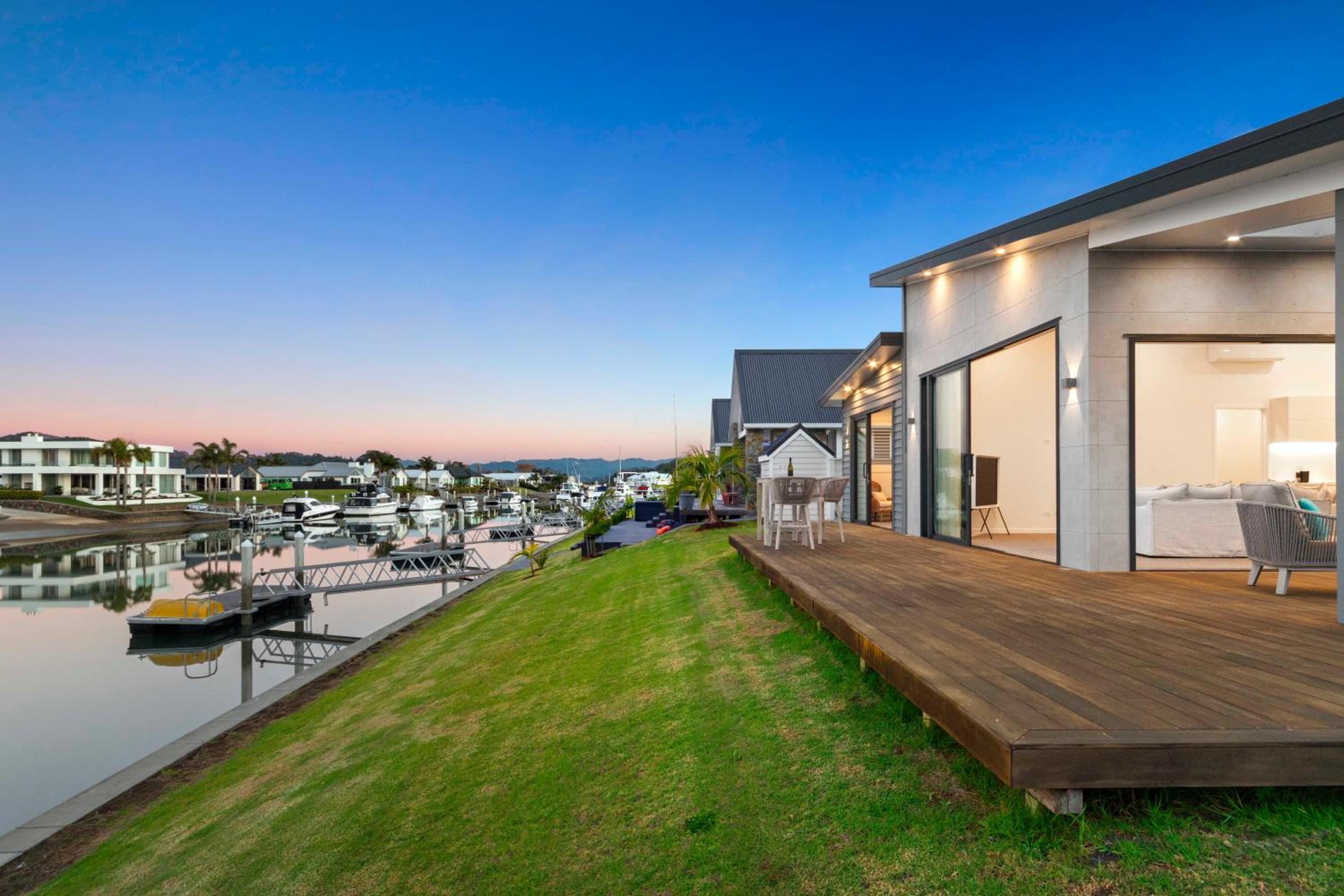Whitianga Waterfront Retreat