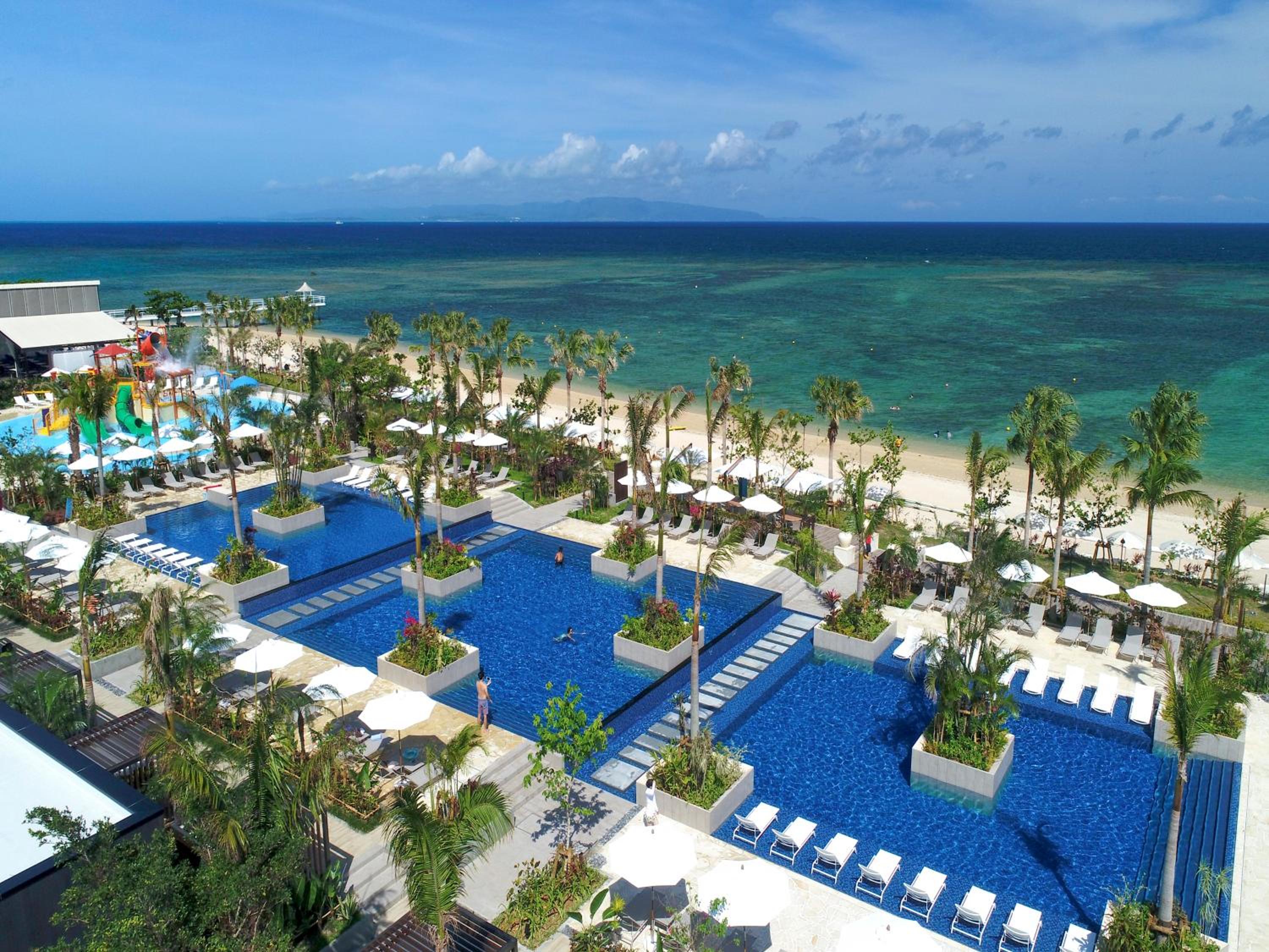 FUSAKI BEACH RESORT HOTEL & VILLAS