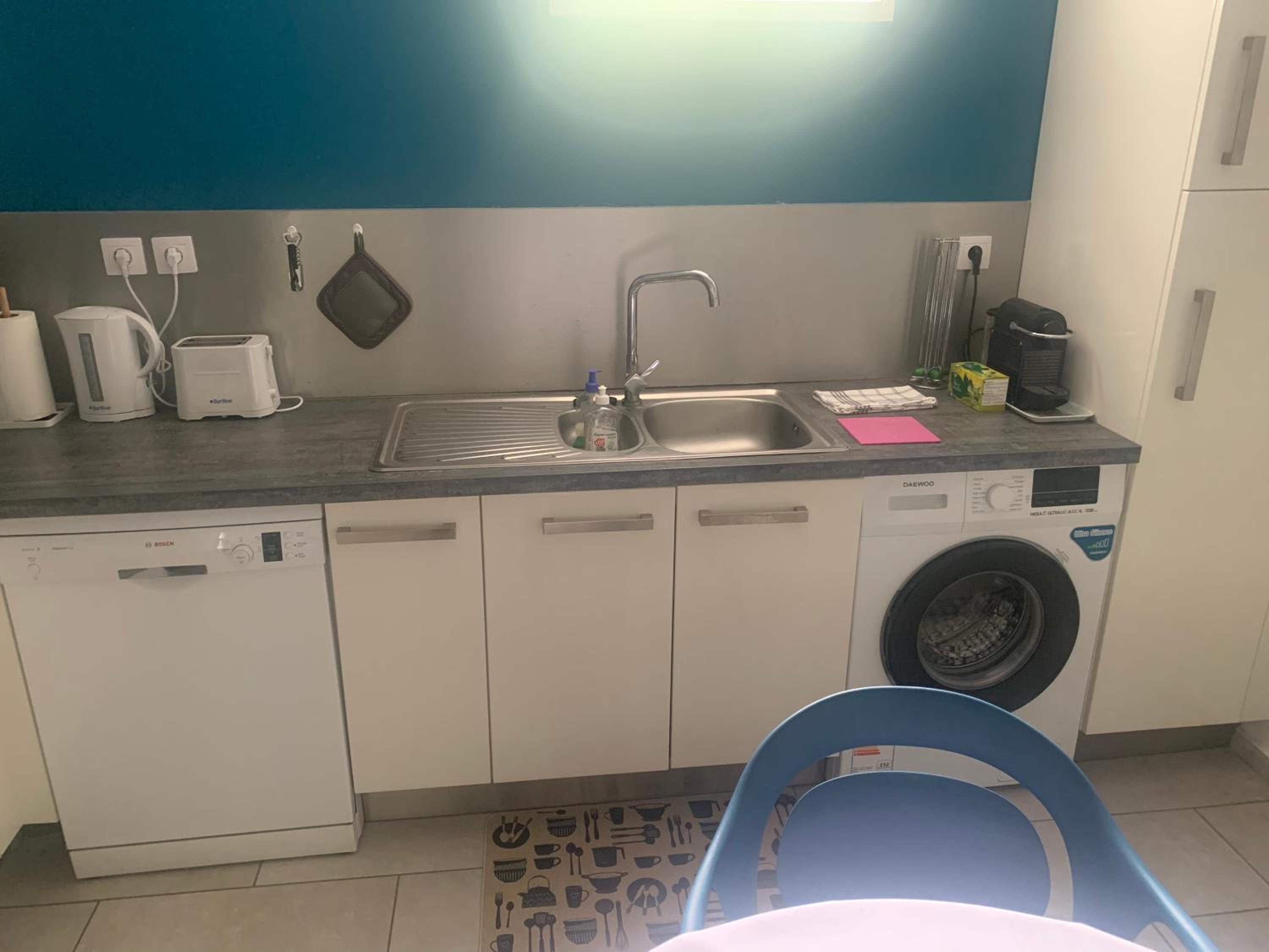 F3 dans maison individuelle avec jardin arboré view 5