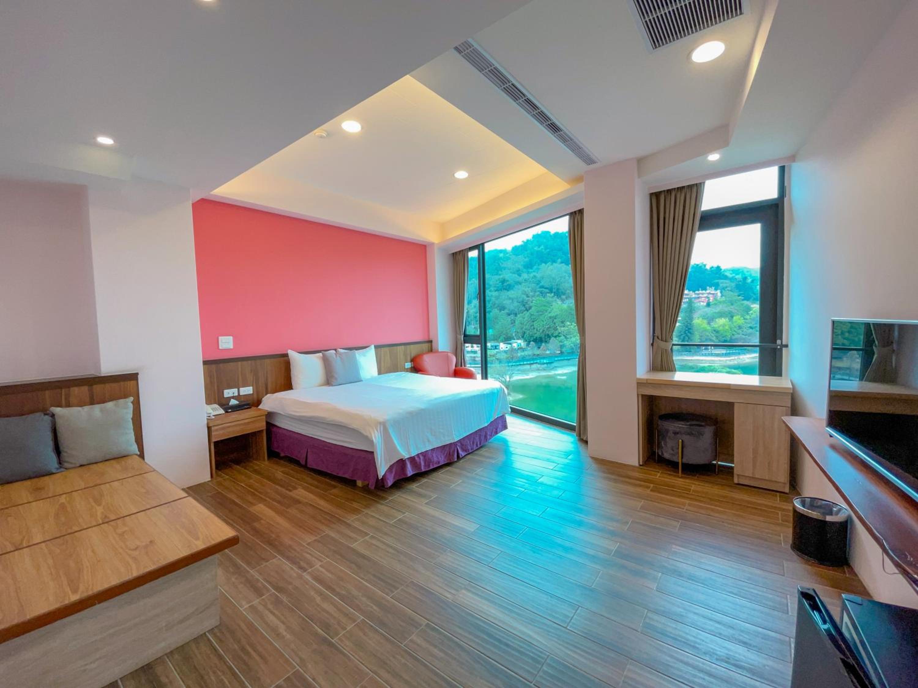 Zhaohong homestay