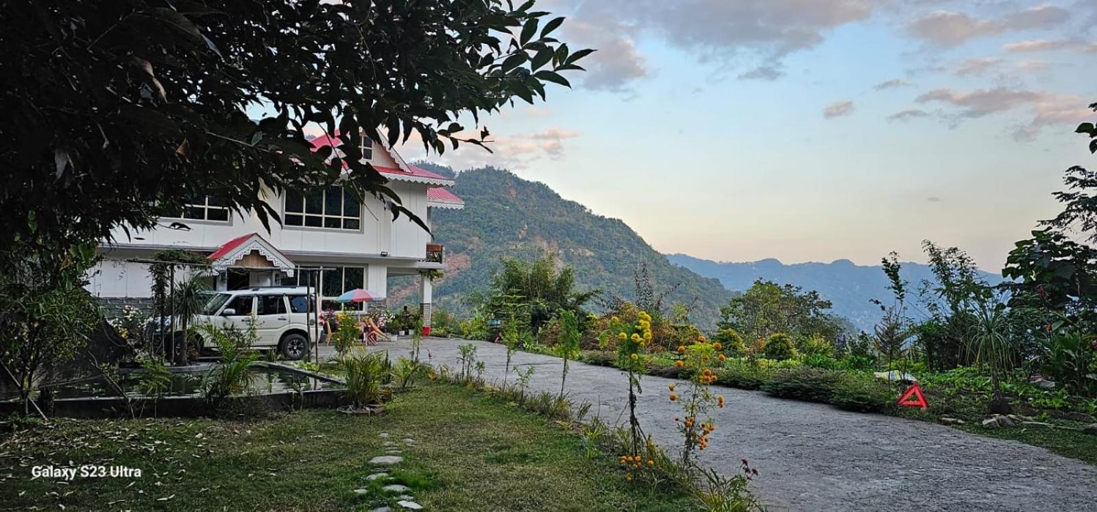Dzoomlyang Homestay