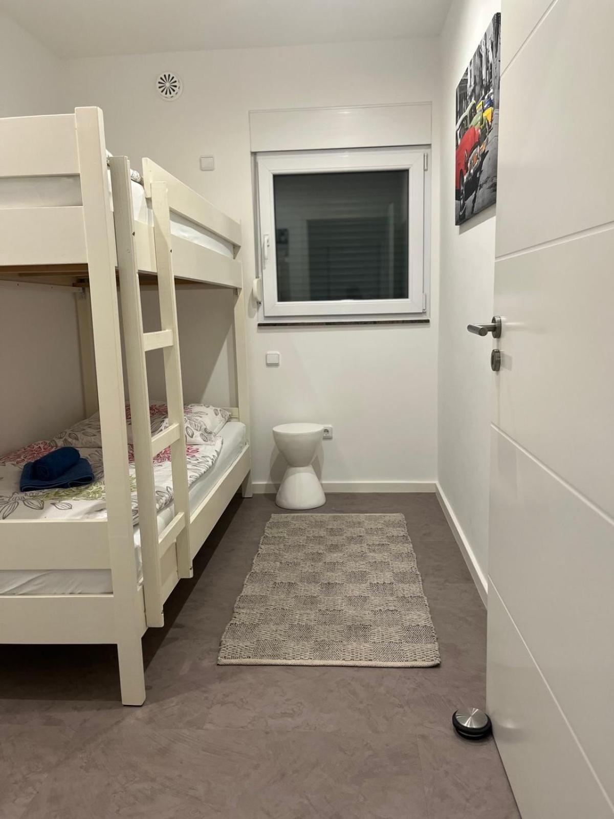 Sinisa Apartman Vir
