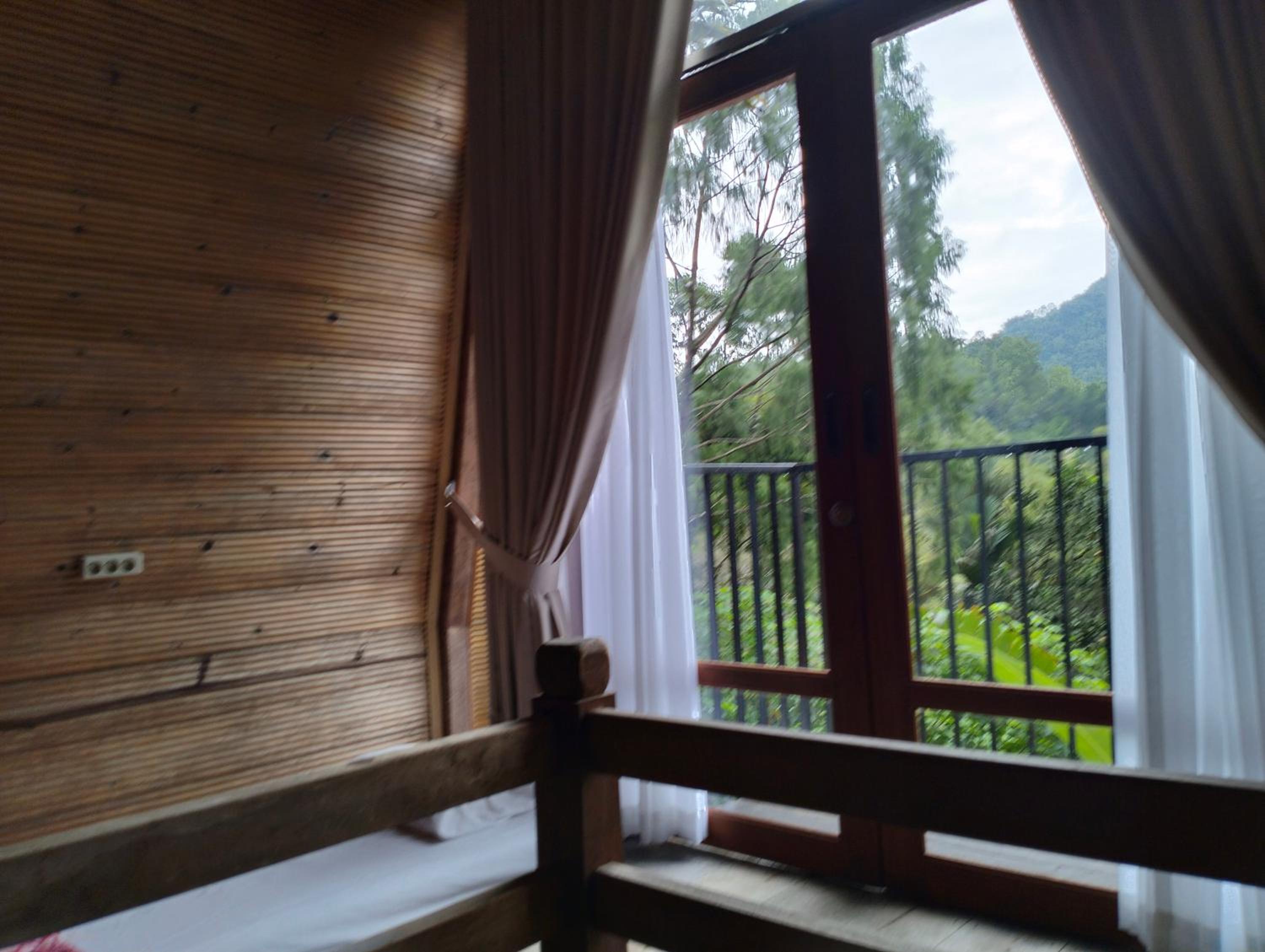 Alpha 3 Eco Cabin view 2