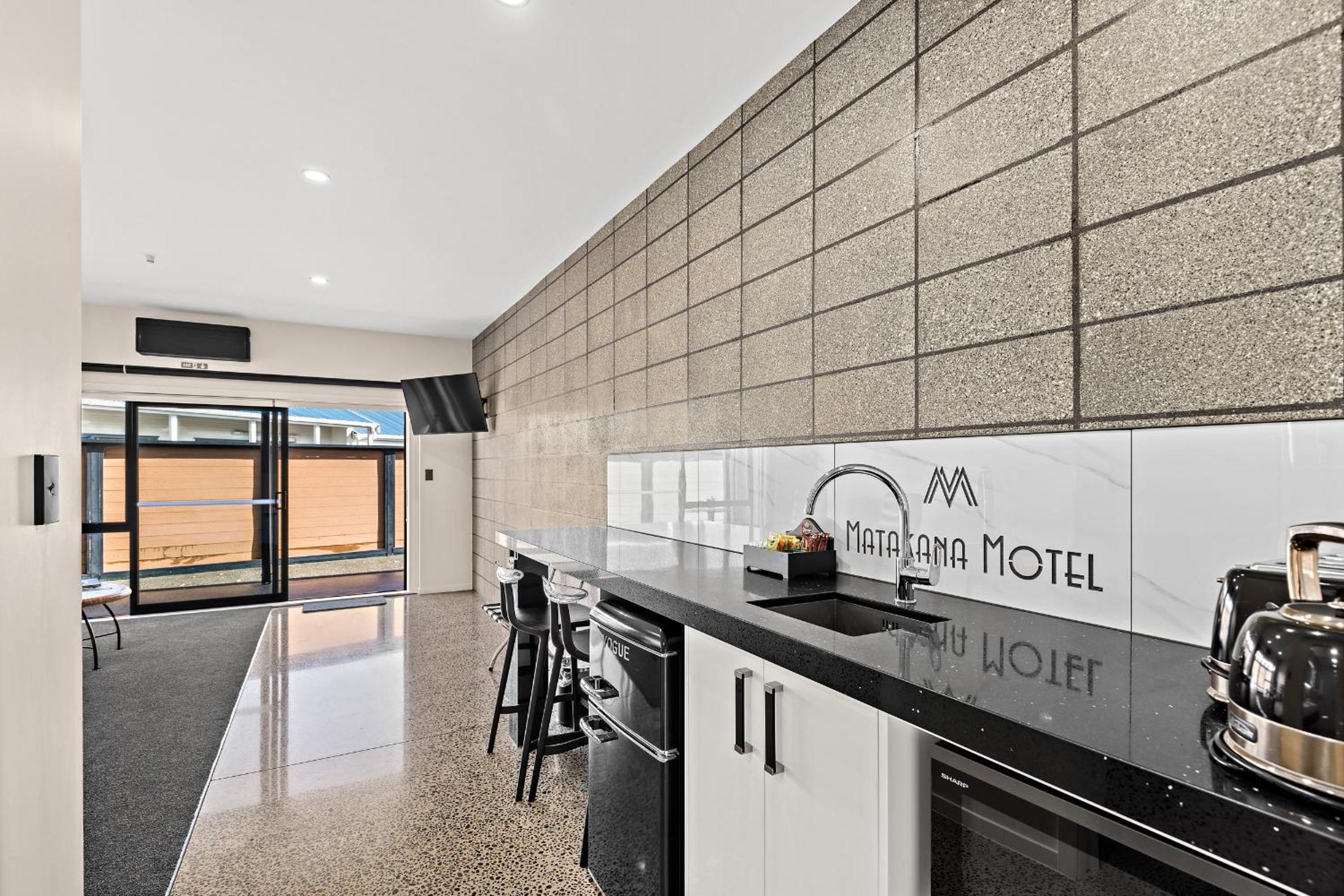 Matakana Motel