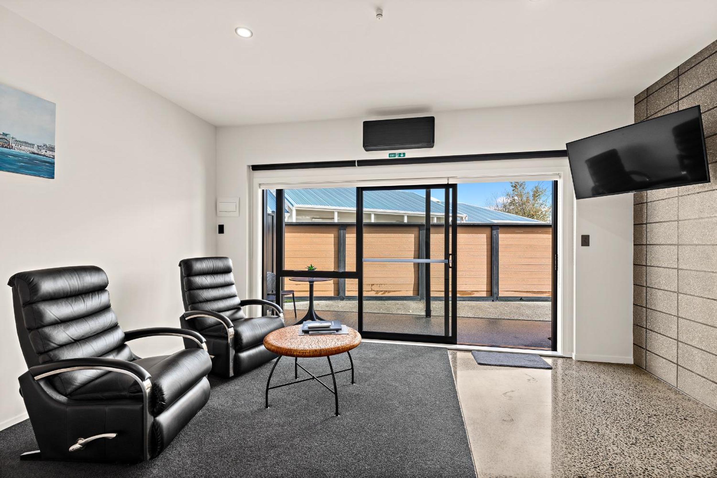Matakana Motel