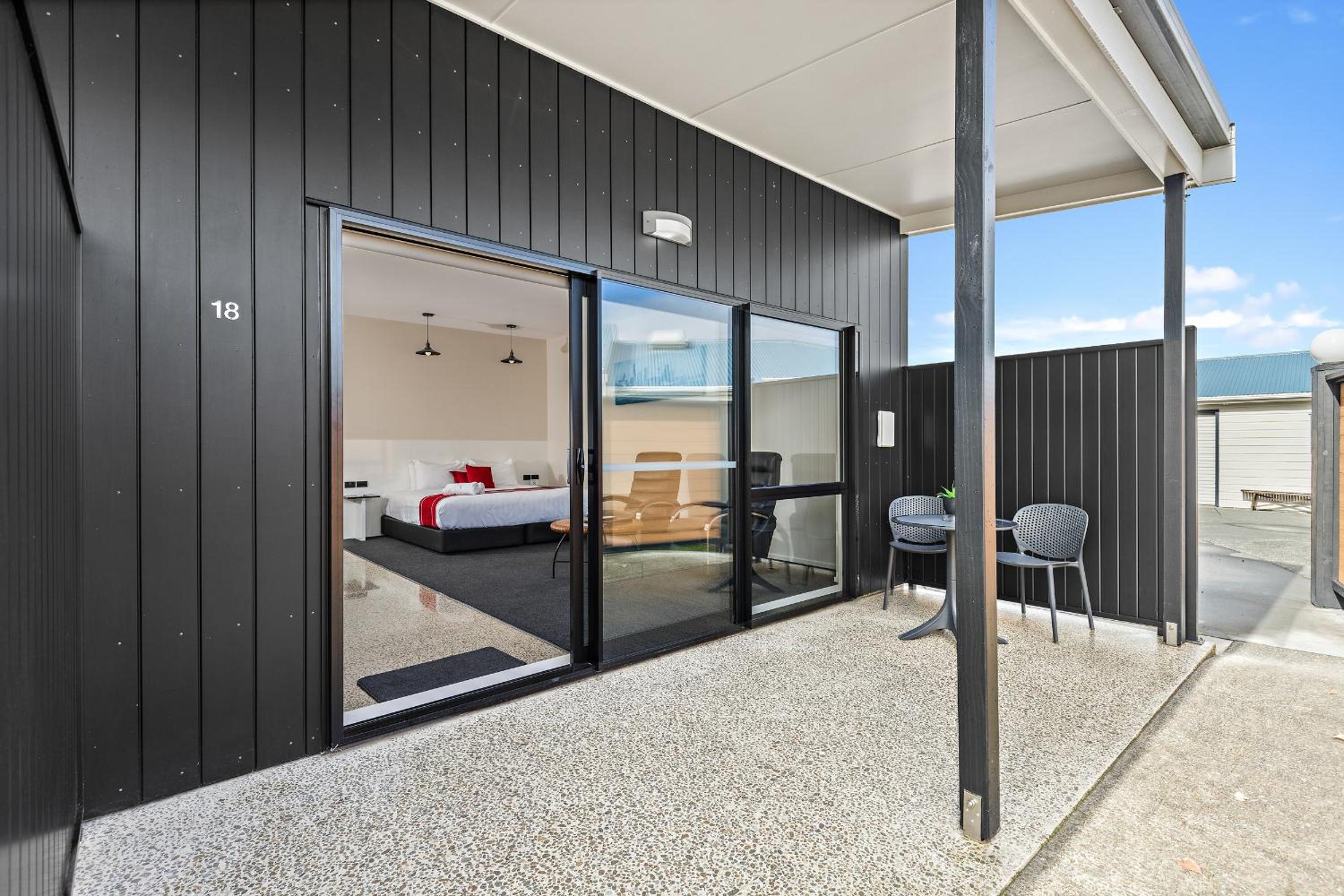 Matakana Motel