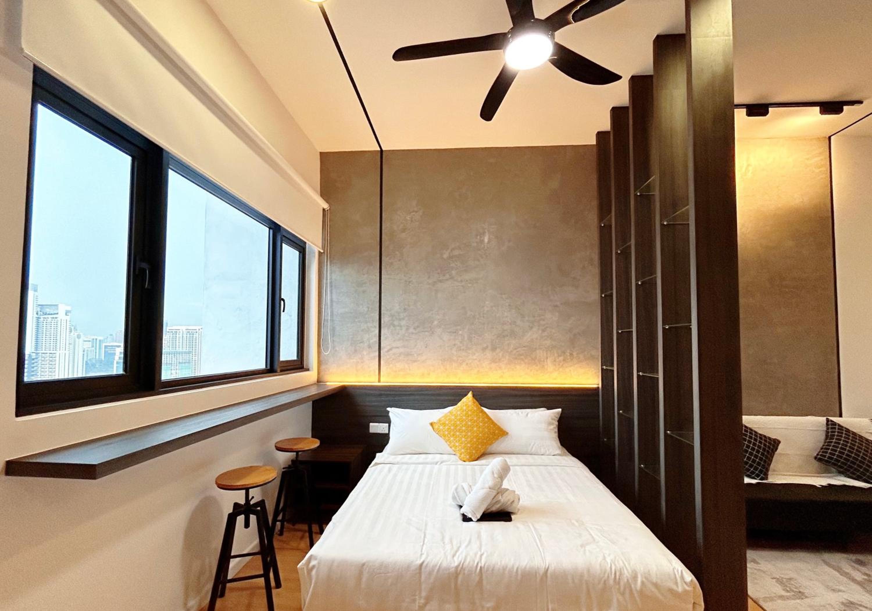 Chambers Residence by Manhattan Group