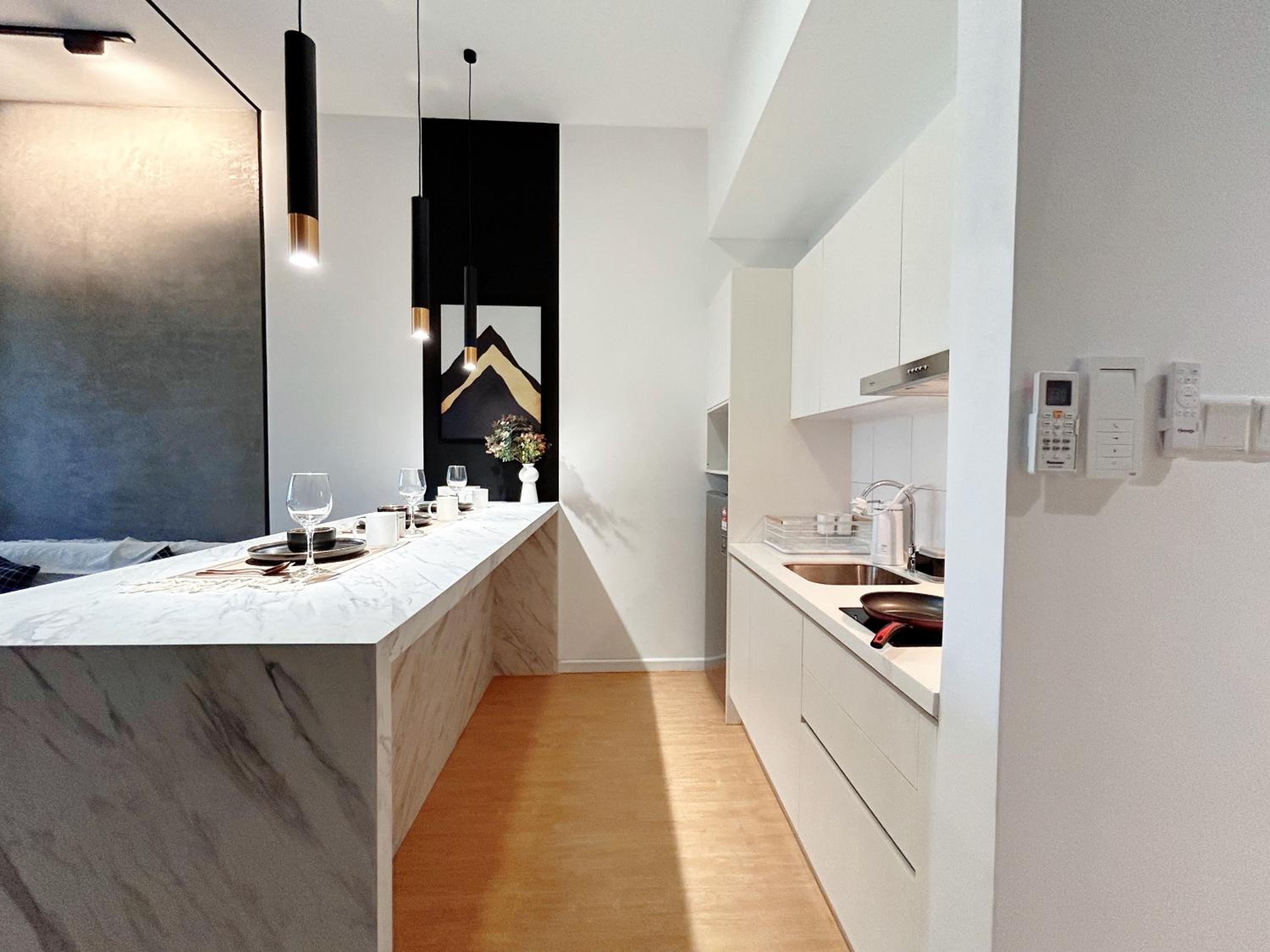 Chambers Residence by Manhattan Group