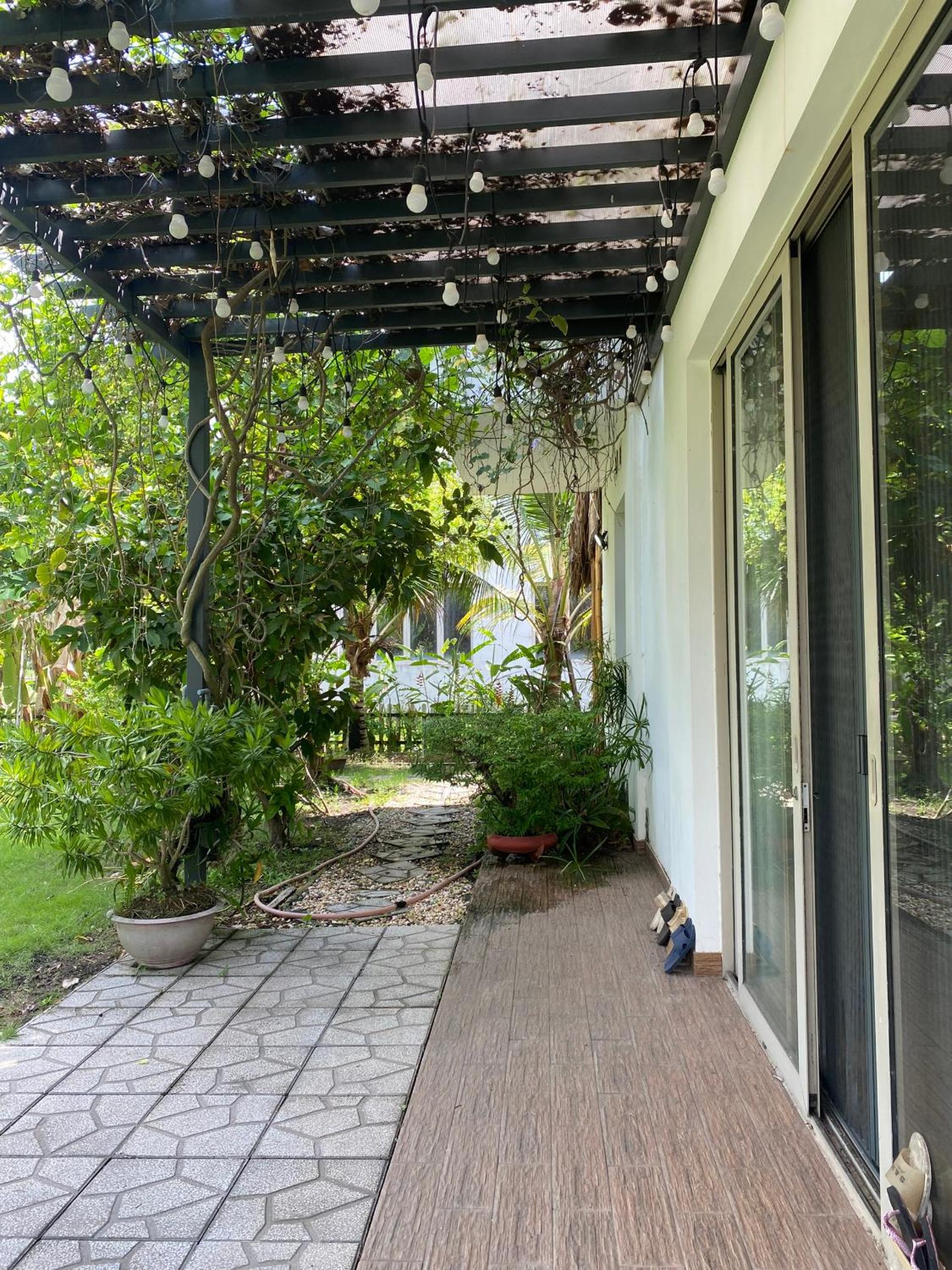 Green villa view 4