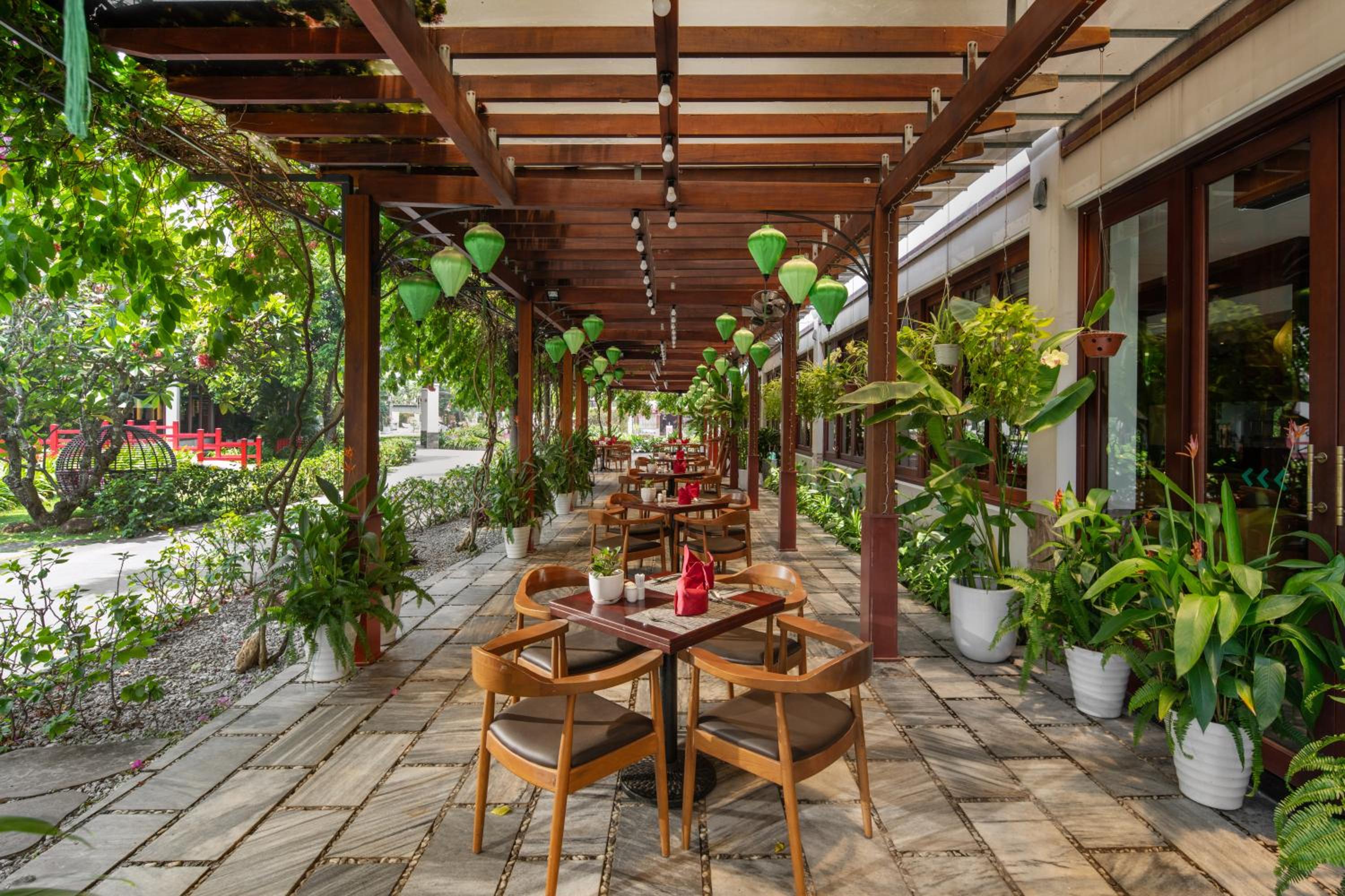 Silk Sense Hoi An River Resort - Green Luxury Escape