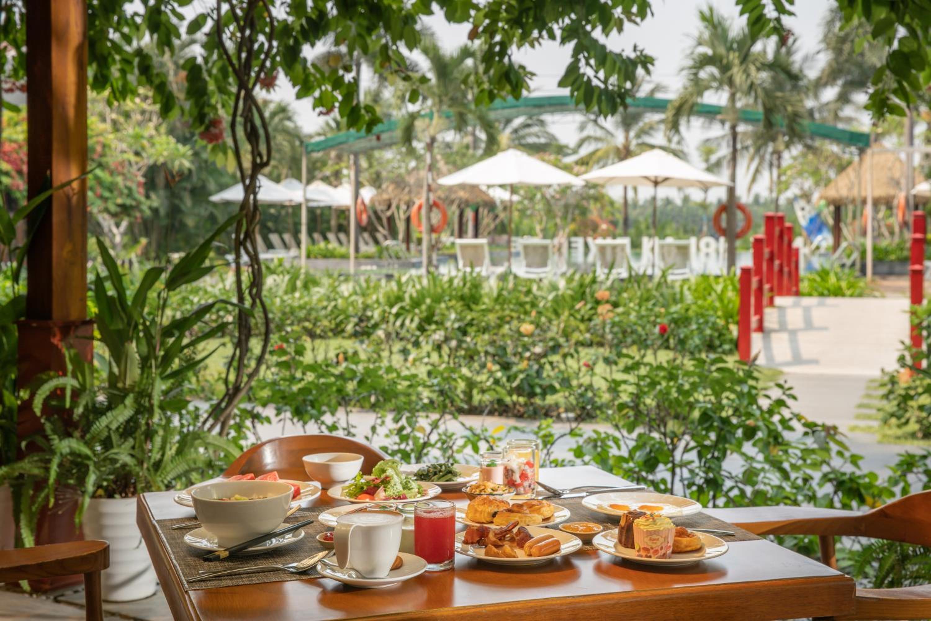 Silk Sense Hoi An River Resort - Green Luxury Escape