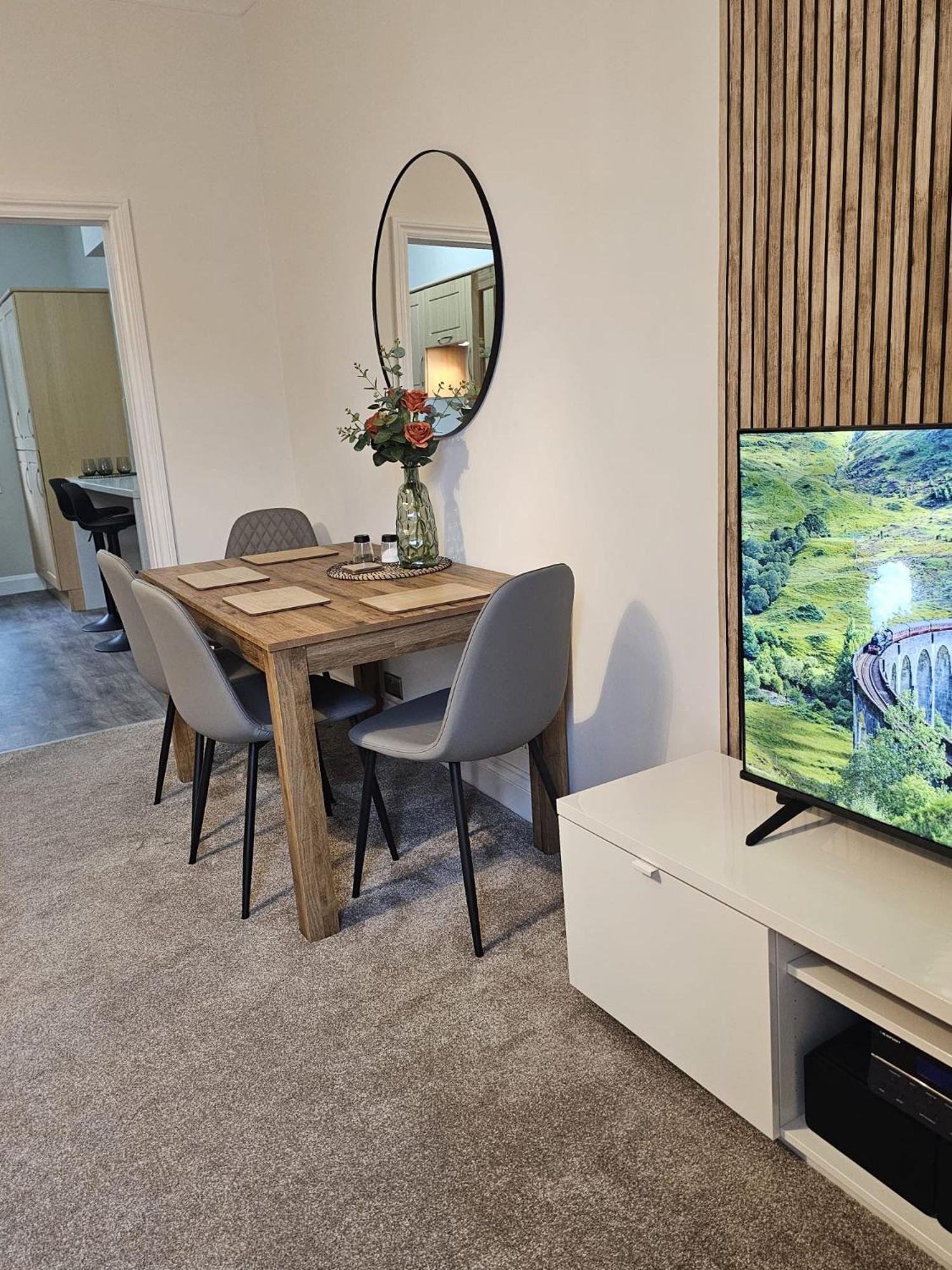 Hotel Glebe Apartment - Image 1