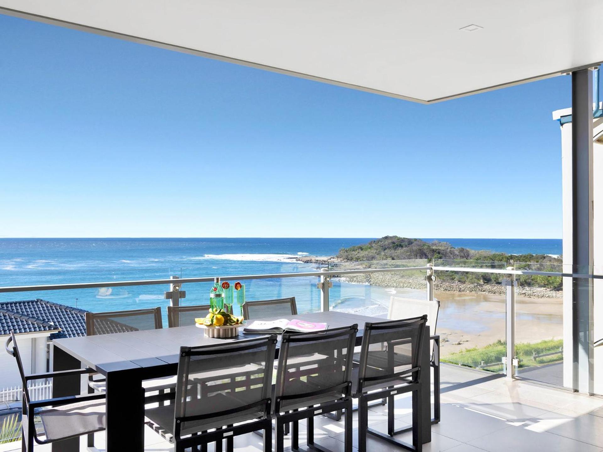 White Sails 4 - Amazing views over Convent - Holiday Yamba