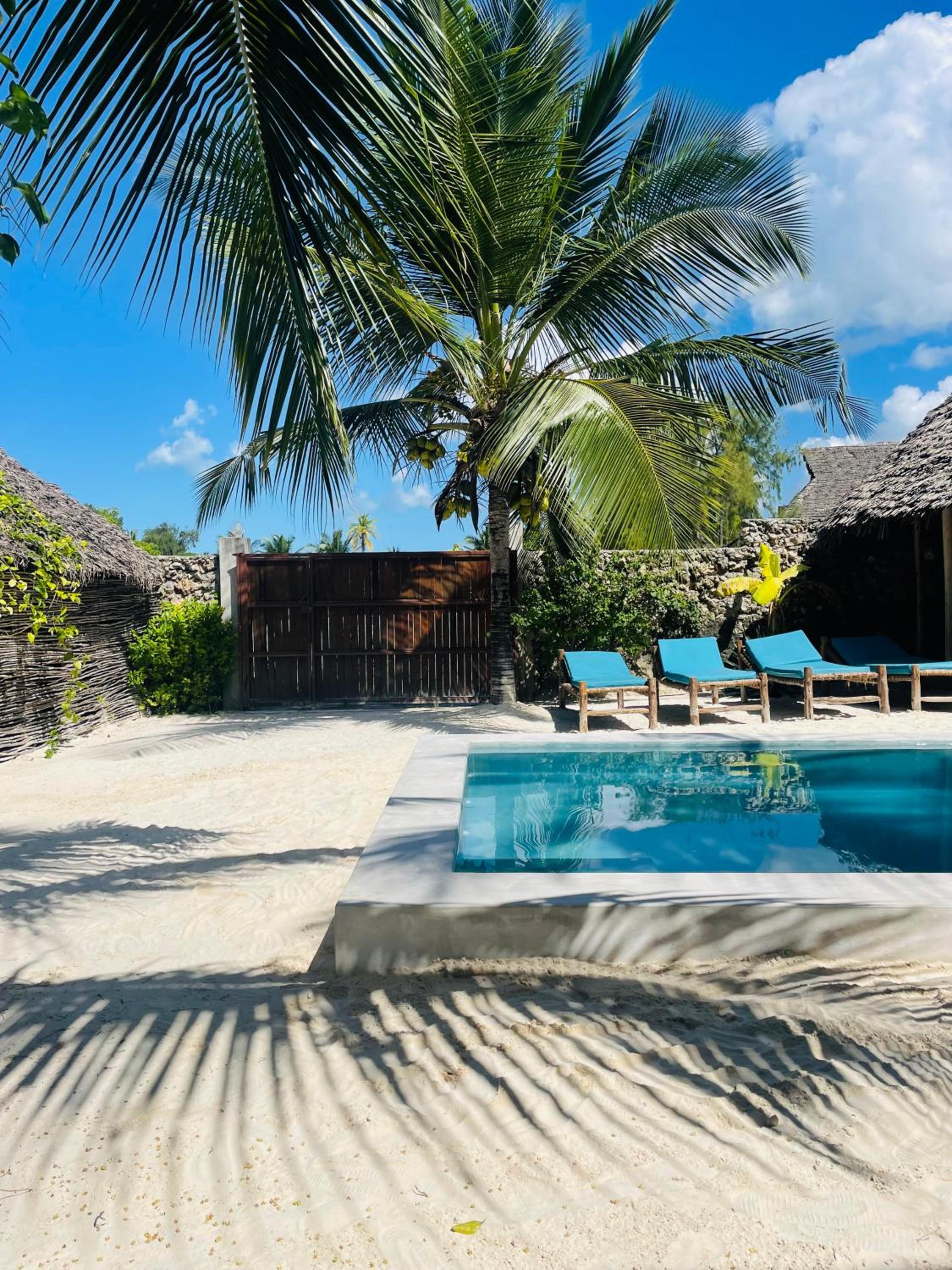 Sand Beach Boutique Apartments