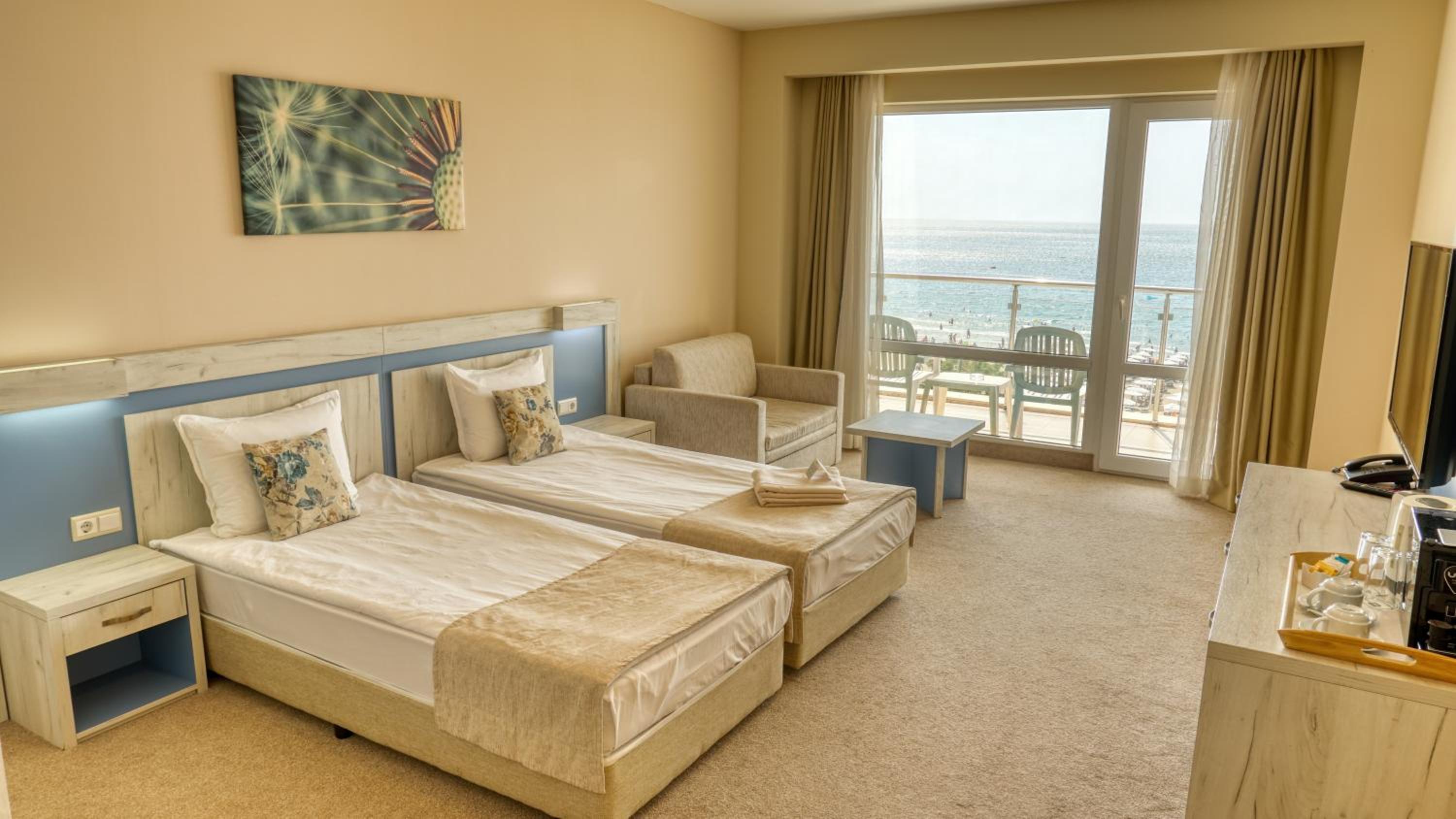 DIT Evrika Beach Club Hotel - All Inclusive