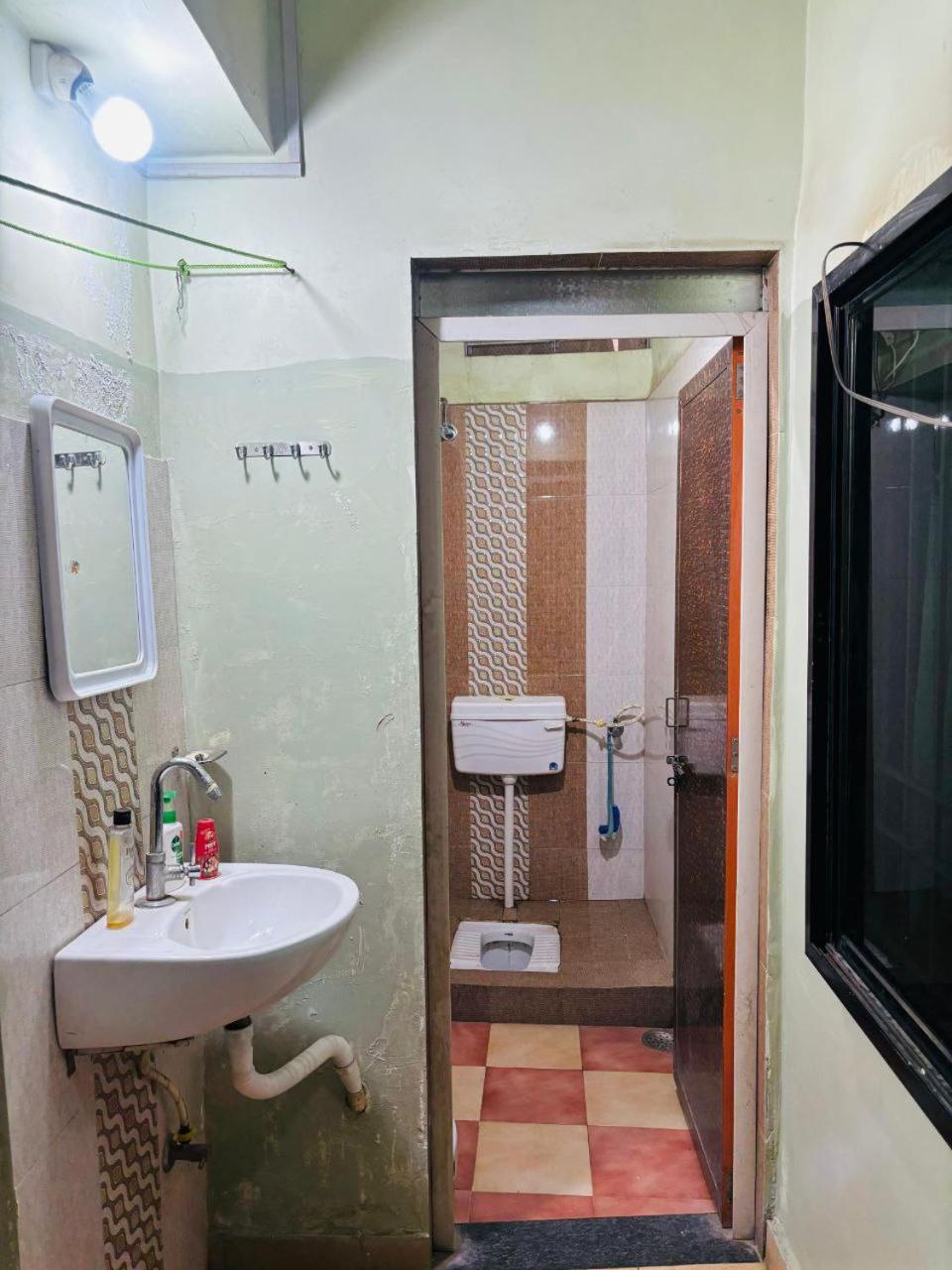 Shukla Guest House