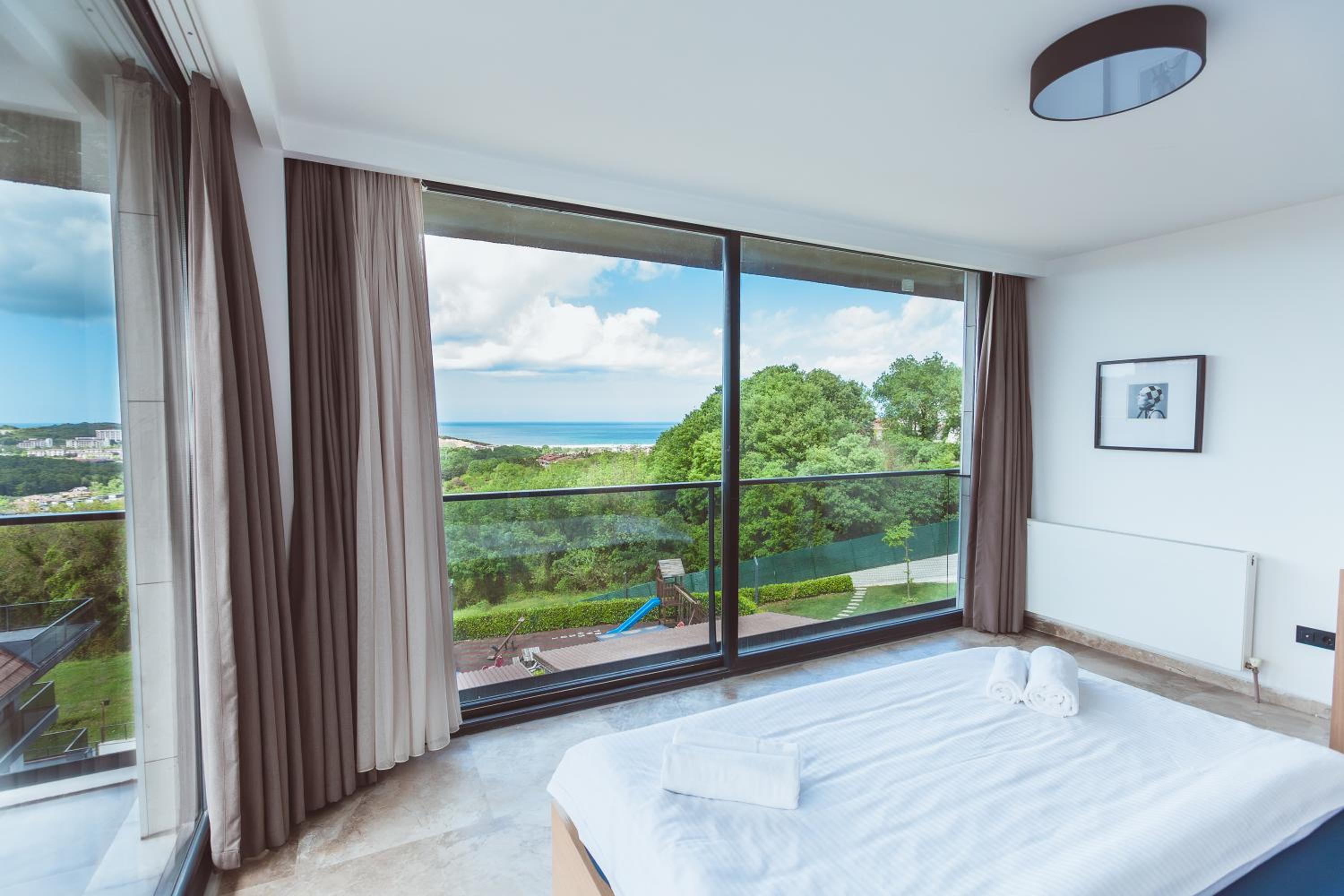 Royal Blue Istanbul - Luxury Villas