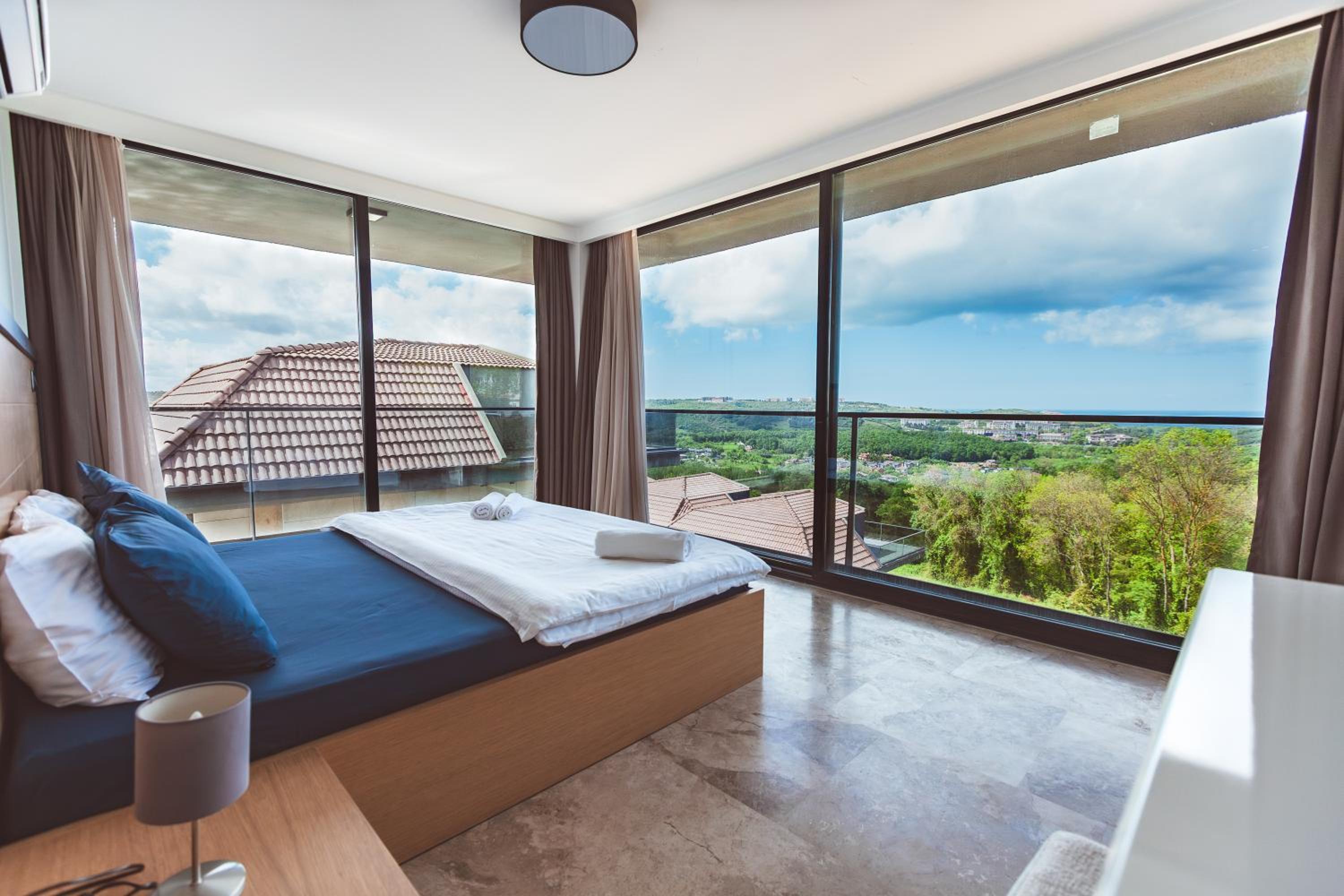Royal Blue Istanbul - Luxury Villas