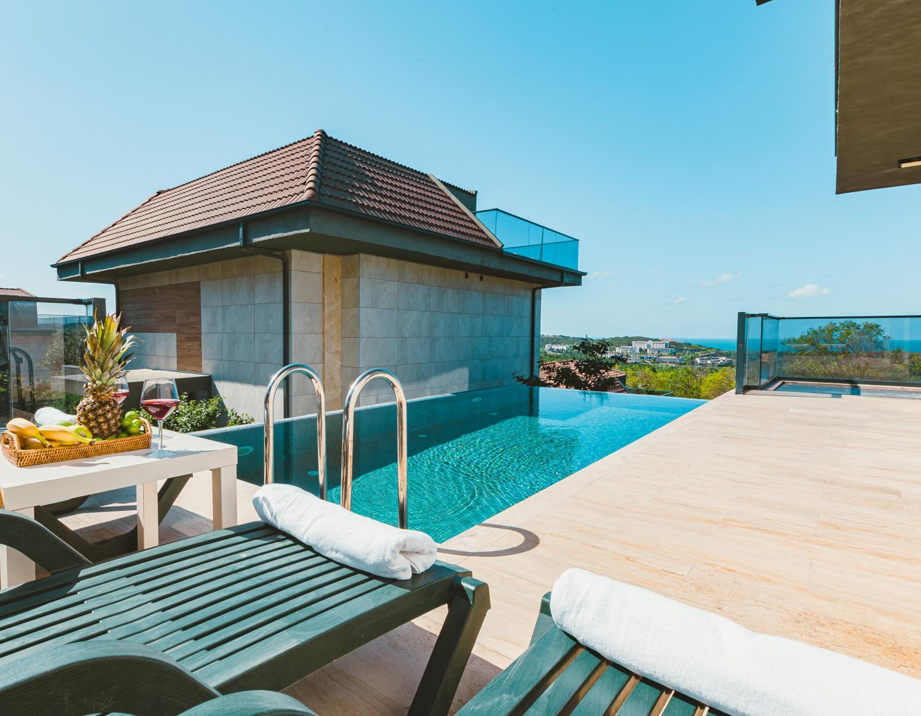 Royal Blue Istanbul - Luxury Villas