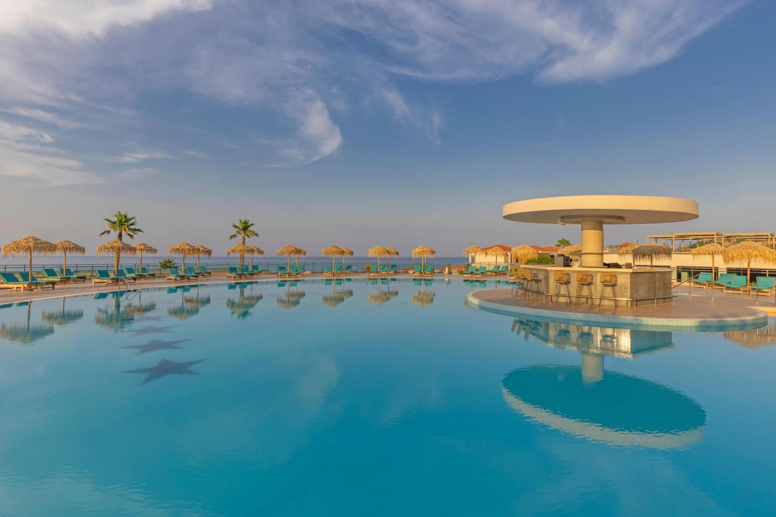 KRESTEN ROYAL Euphoria Resort