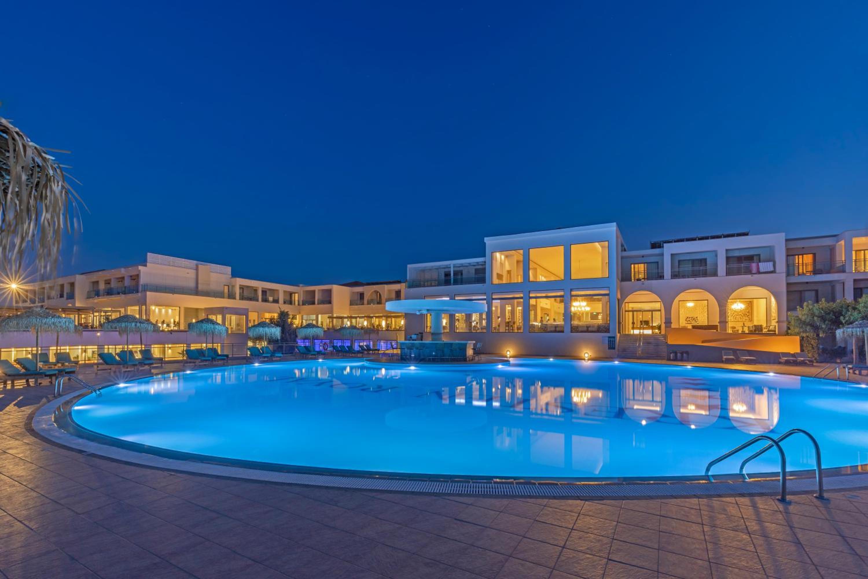 KRESTEN ROYAL Euphoria Resort
