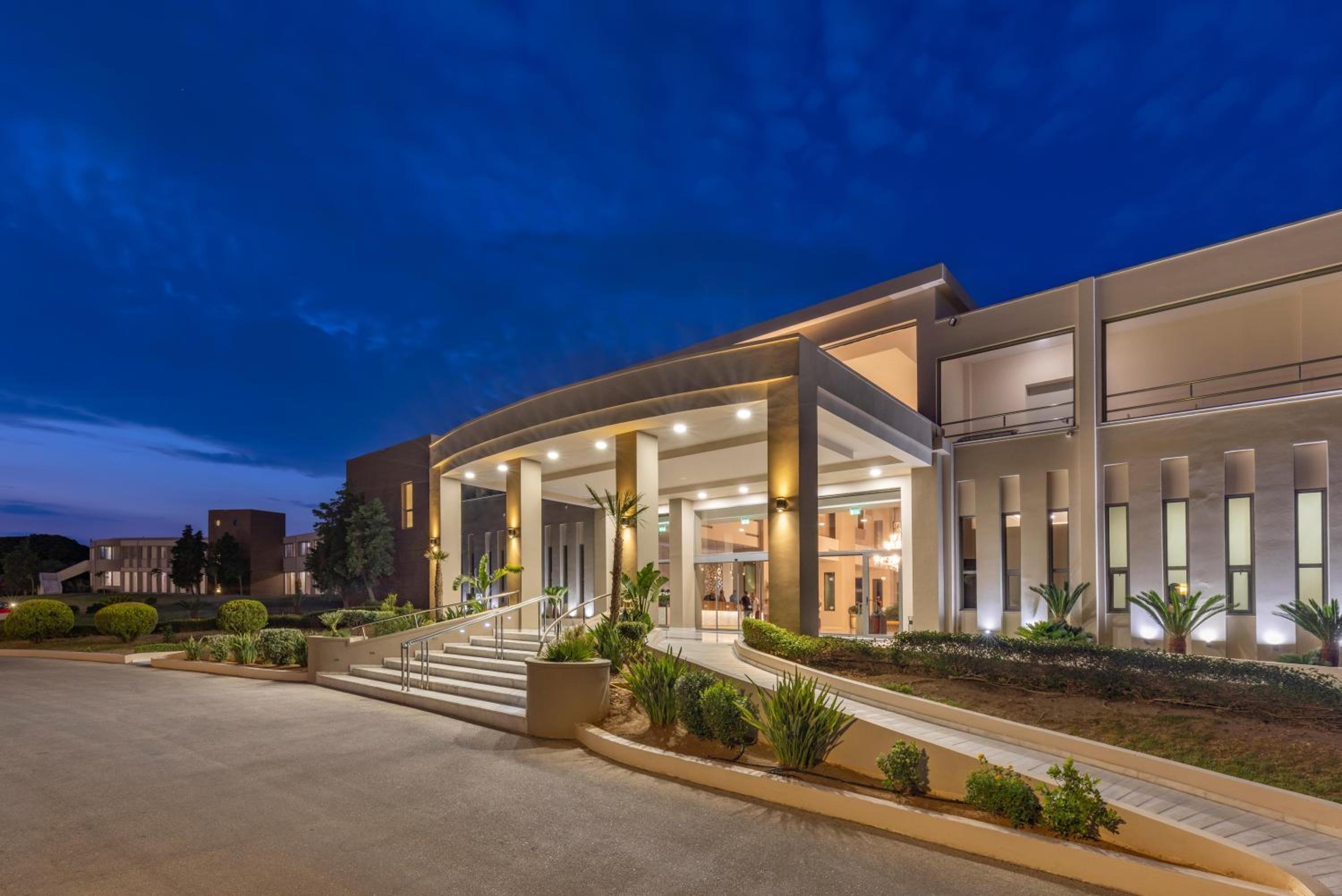 KRESTEN ROYAL Euphoria Resort