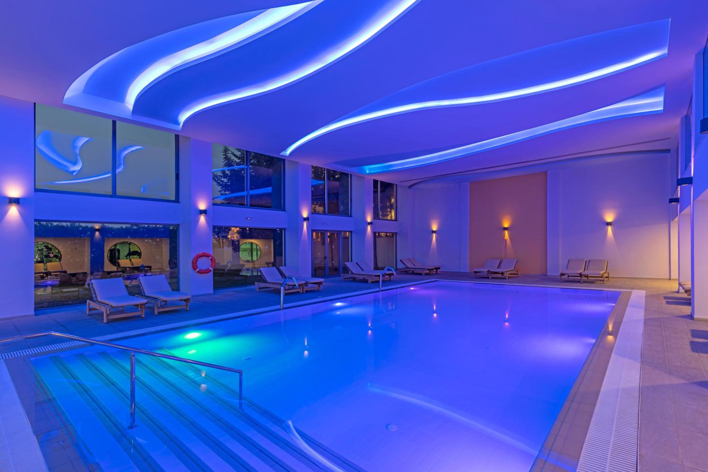 KRESTEN ROYAL Euphoria Resort