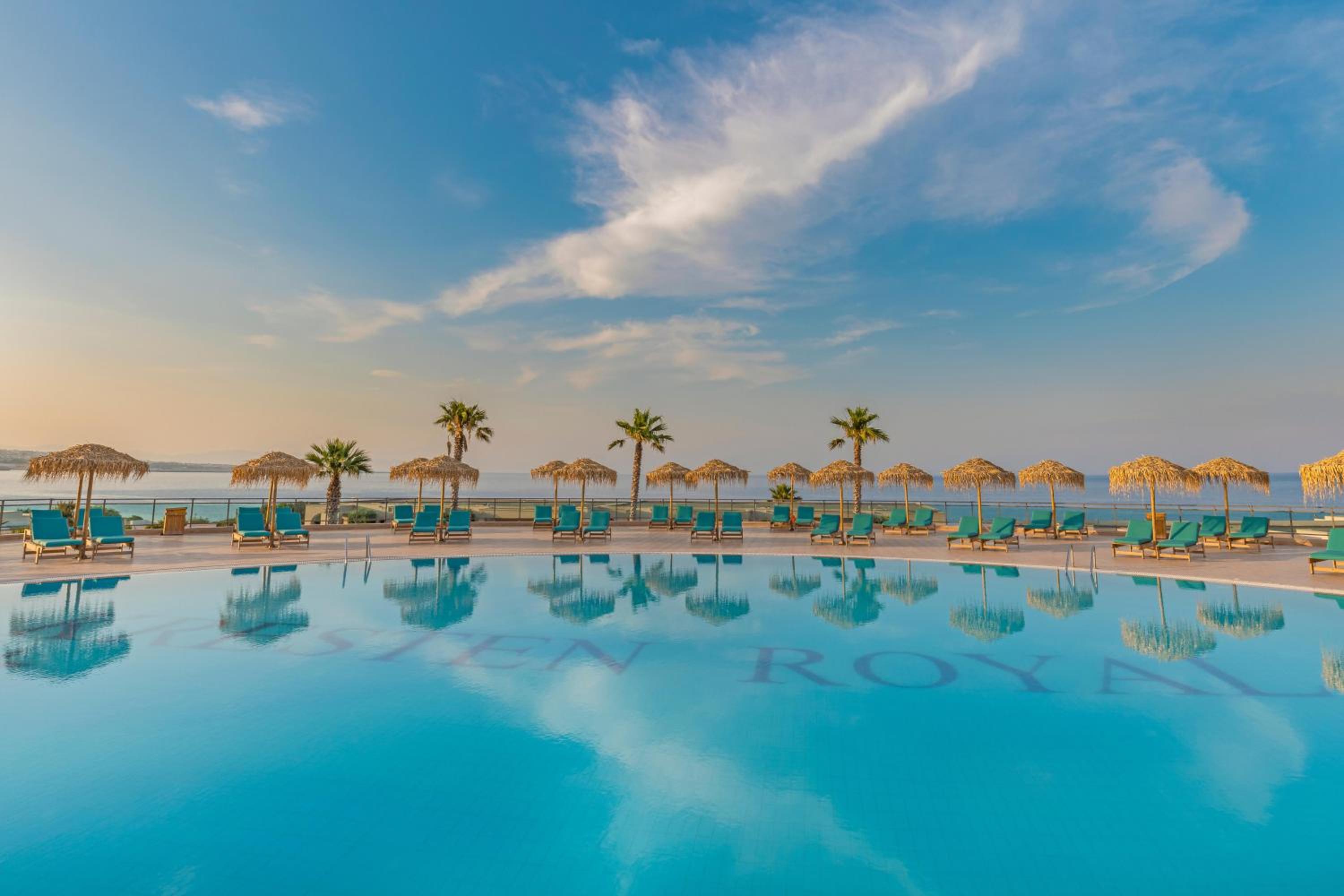 KRESTEN ROYAL Euphoria Resort