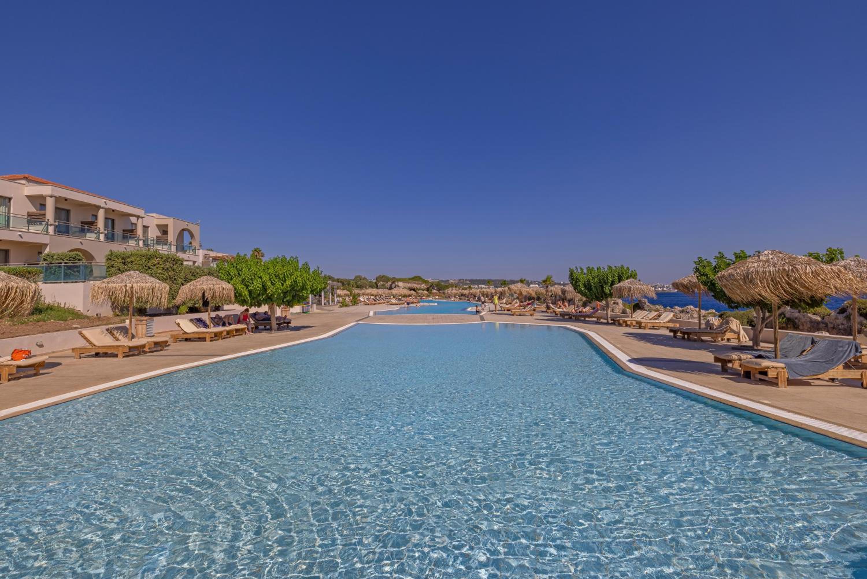 KRESTEN ROYAL Euphoria Resort