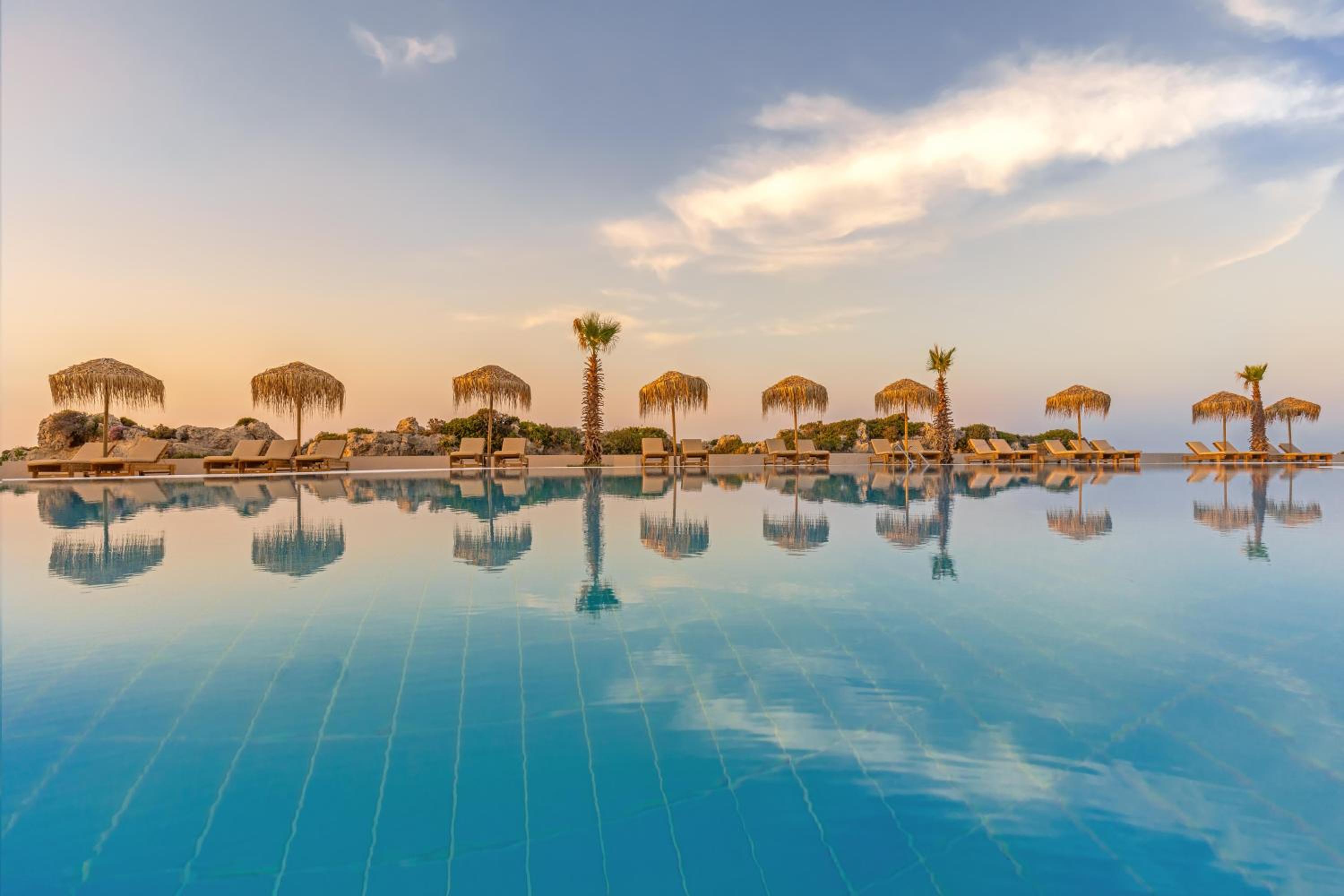 KRESTEN ROYAL Euphoria Resort