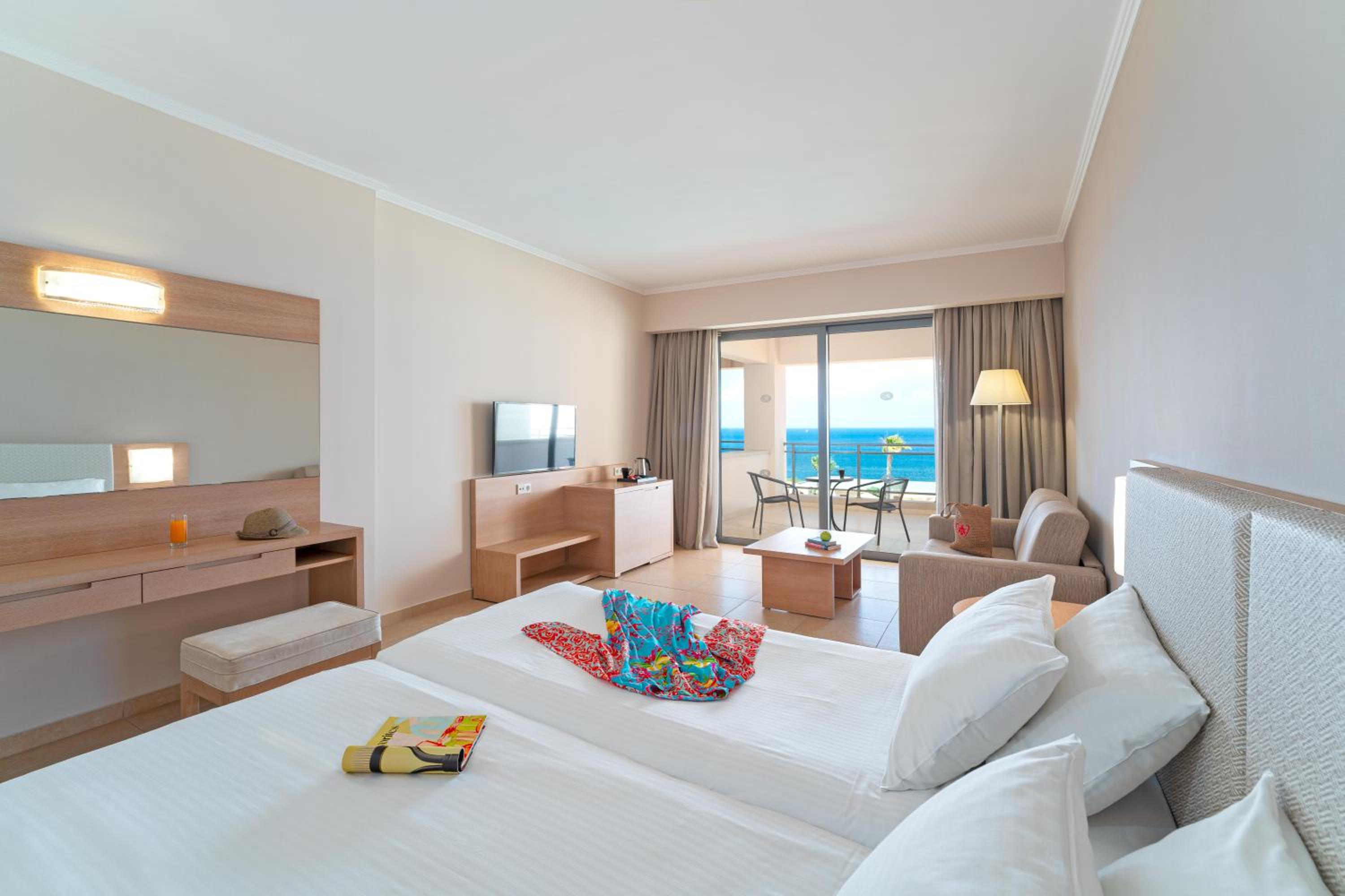 KRESTEN ROYAL Euphoria Resort